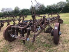 Ransomes Hexatrac 6f conventional plough. NB: missing 2No mouldboards