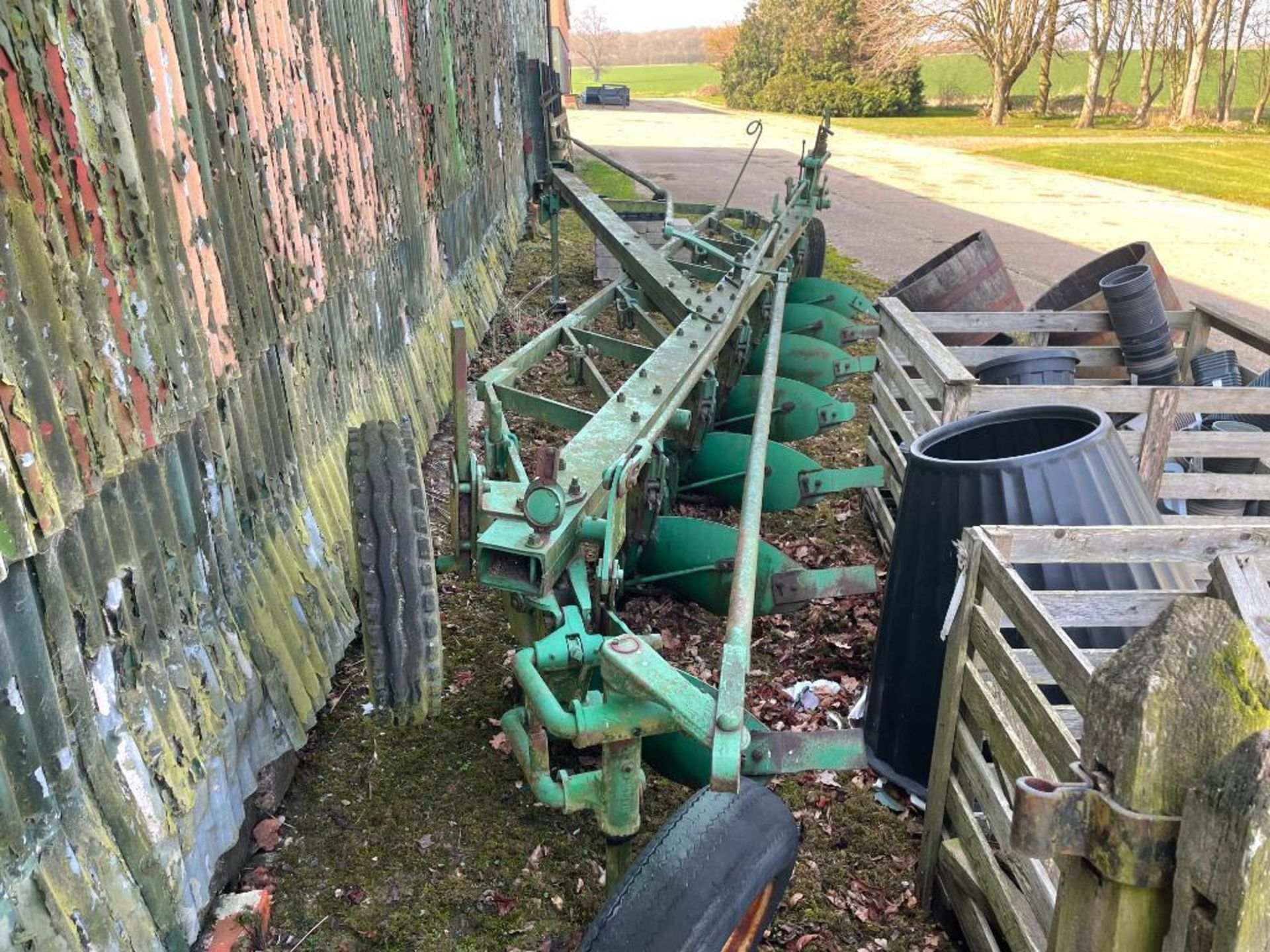 c.1965 John Deere F245H 7f semi mounted conventional plough - Image 8 of 9