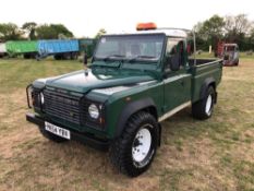 2004 Land Rover Defender 110 High-Capacity Pickup TD5, 4wd, manual, green, 2 door, with leather upho
