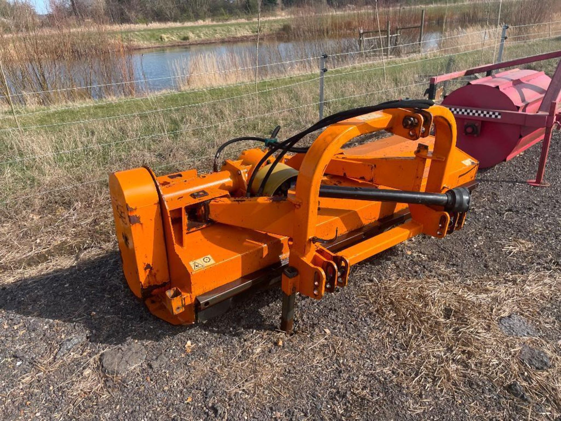 2001 Votex Roadmaster 2306 flail mower, reversible mount, hydraulic side-shift. Serial No: 450622B03 - Image 2 of 7