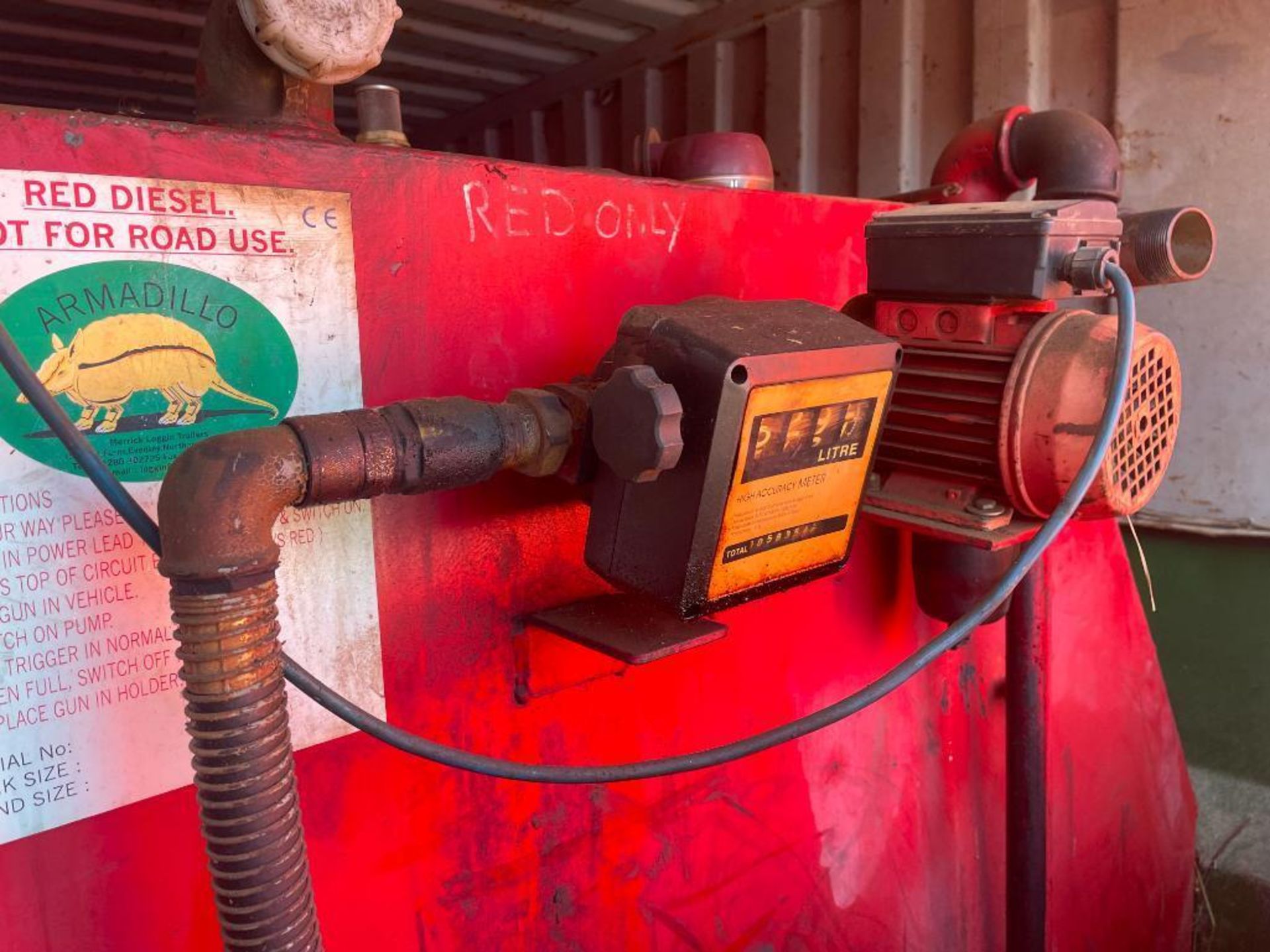 20ft shipping container with 10,000l bunded diesel tank and single phase pump - Image 5 of 7