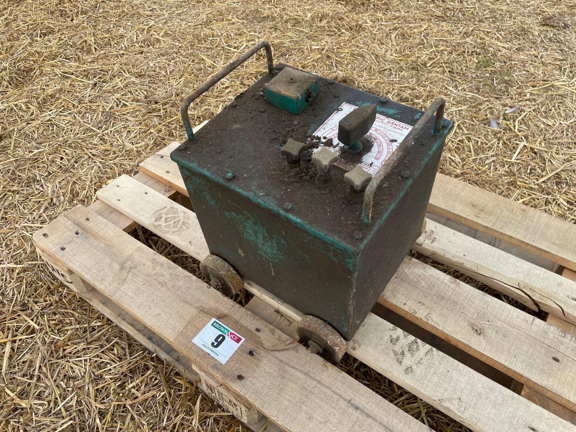 Olympic Bantam oil cooled welder