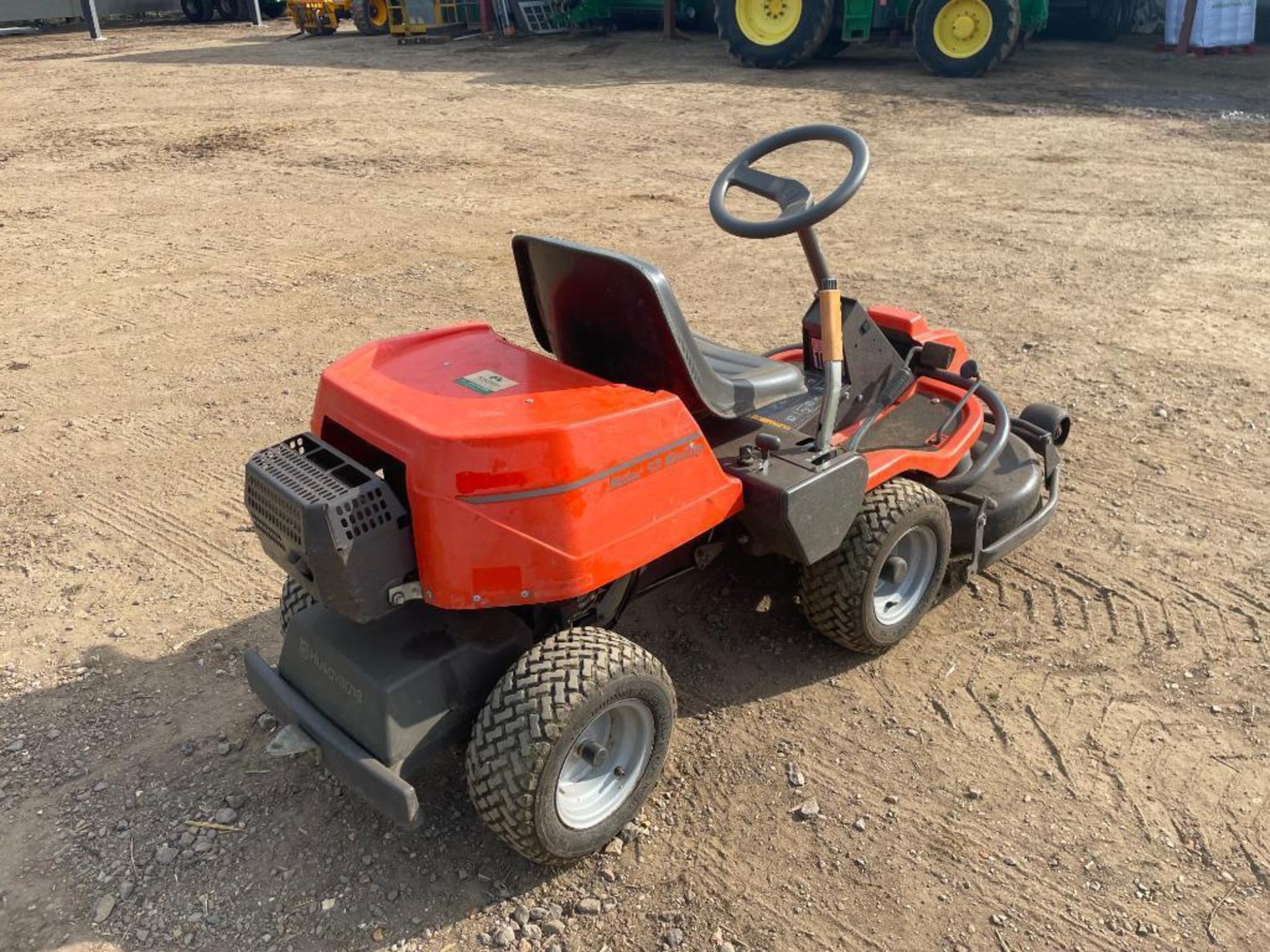 Husqvarna Rider 13 BioClip ride on lawn mower with 35" cutting deck, petrol, hydrostatic with Briggs - Image 9 of 11