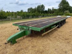 33ft bale trailer, wooden floor, air brakes, tri-axle on 265/70R19 wheels and tyres