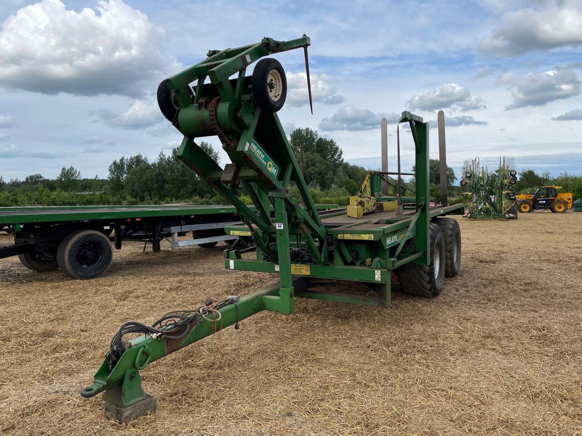 2007 Heath Super Chaser QM twin axle bale chaser on 560/60R22.5 wheels and tyres, hydraulic brakes,