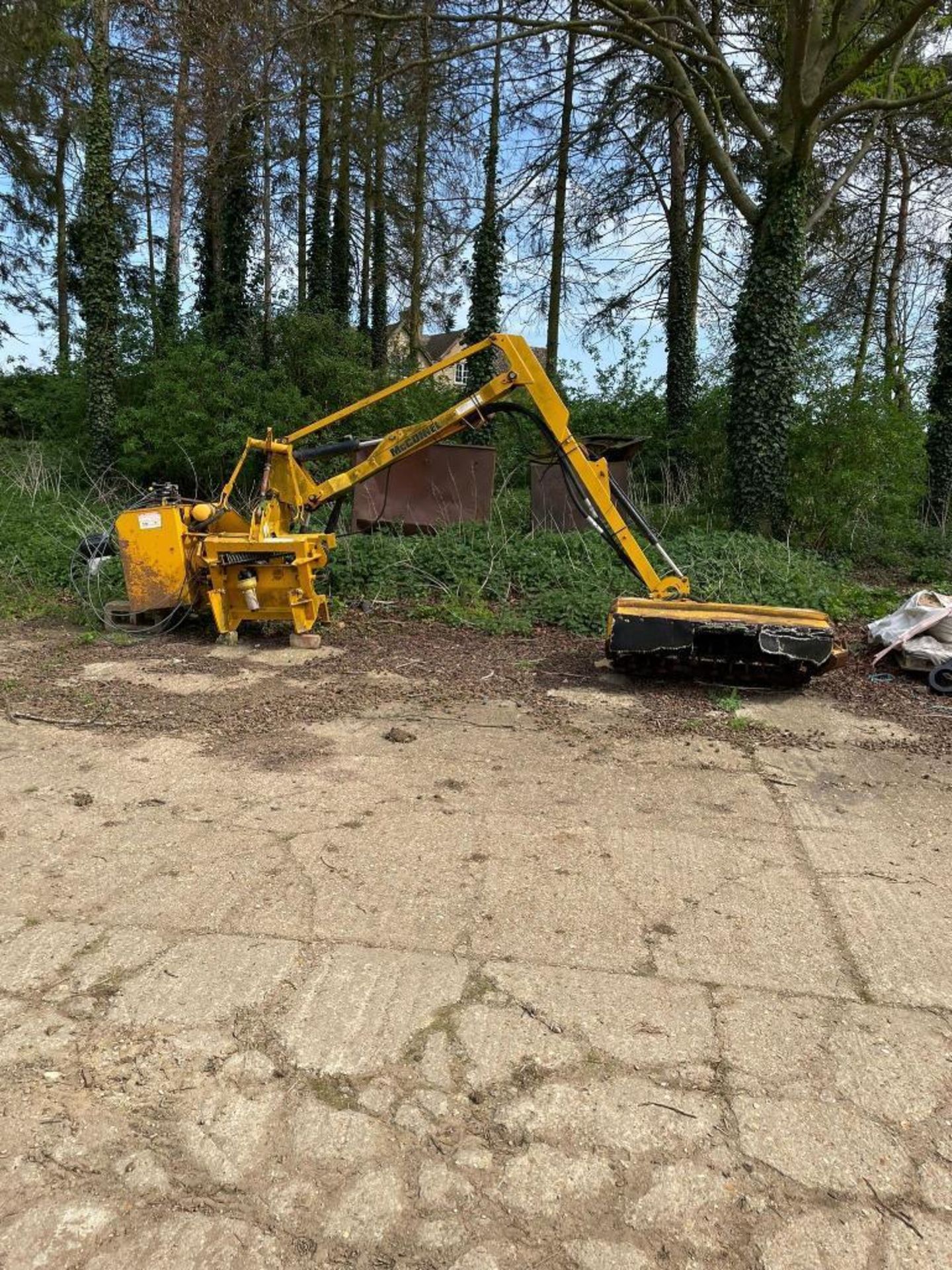 2003 McConnel PA93 hedgecutter 1.3m flail head, 3 point linkage mounted, spring break back. Serial N - Image 9 of 10