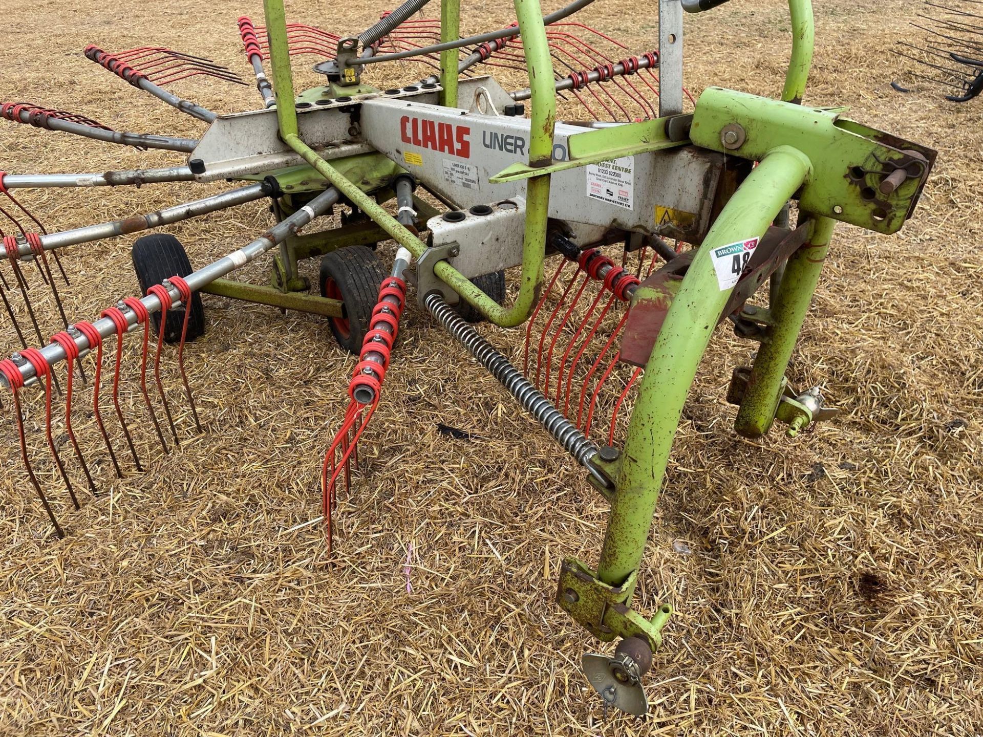 Claas Liner 430S single rotor rake. Serial No: 958124.0. Spares or Repairs N.B: Spare wheels in offi - Image 3 of 10