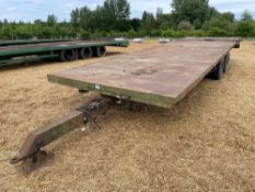30ft bale trailer, metal floor, beaver tail twin axle on 8.25R15 wheels and tyres