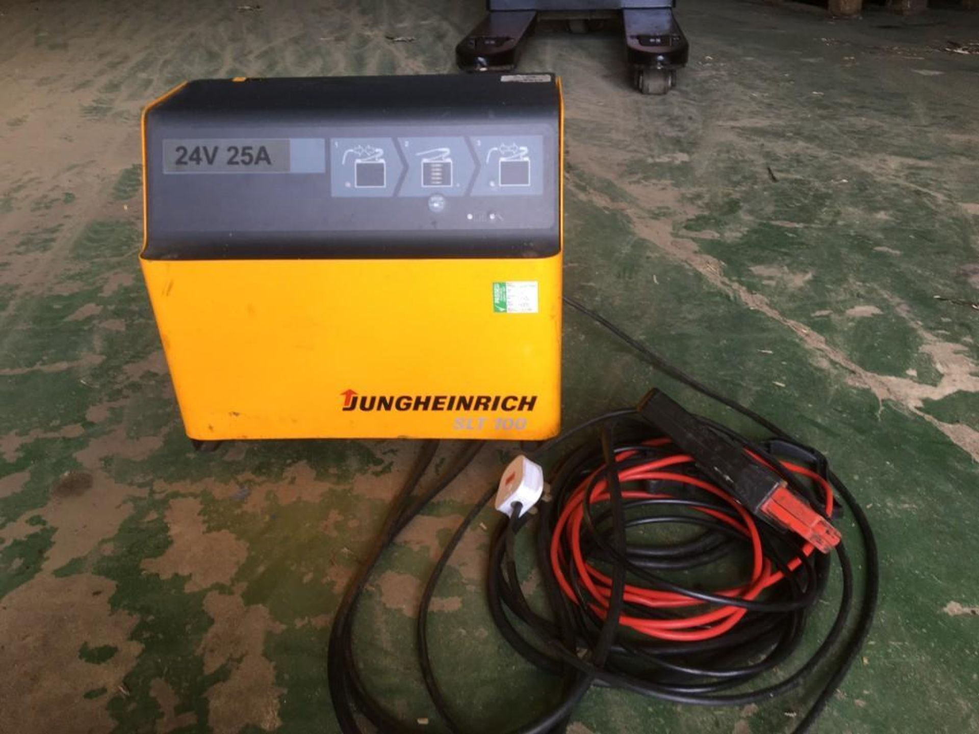 Toyota Power Pallet Truck - Image 5 of 5