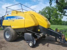 New Holland BB9090 Baler