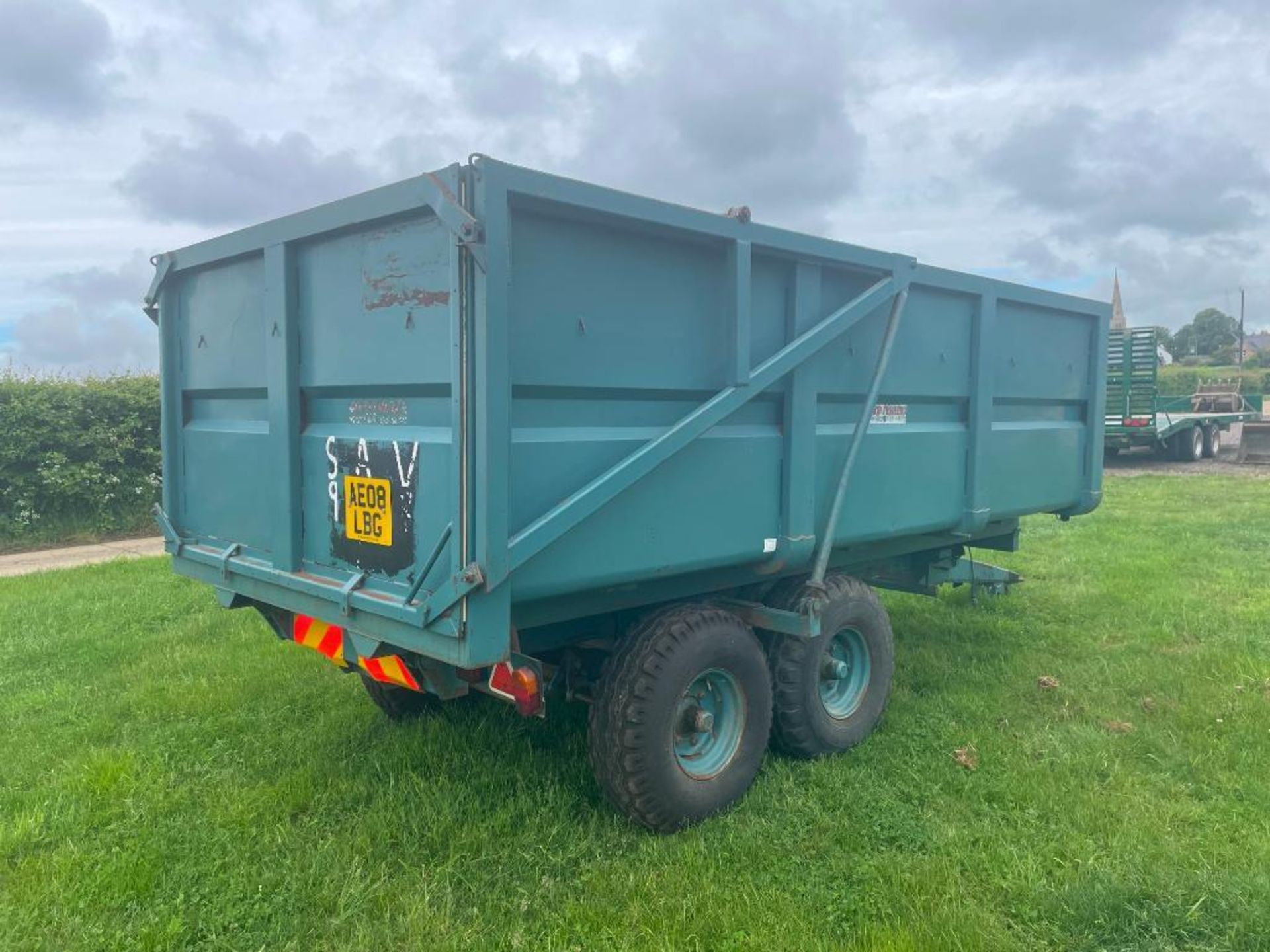 1982 Salop 10t grain trailer with auto tailgate and sprung drawbar on 12.5/80-15.3 wheels and tyres. - Image 5 of 12