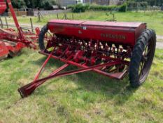 Massey Ferguson 728 2.8m 15 row fertiliser and seed drill. No VAT