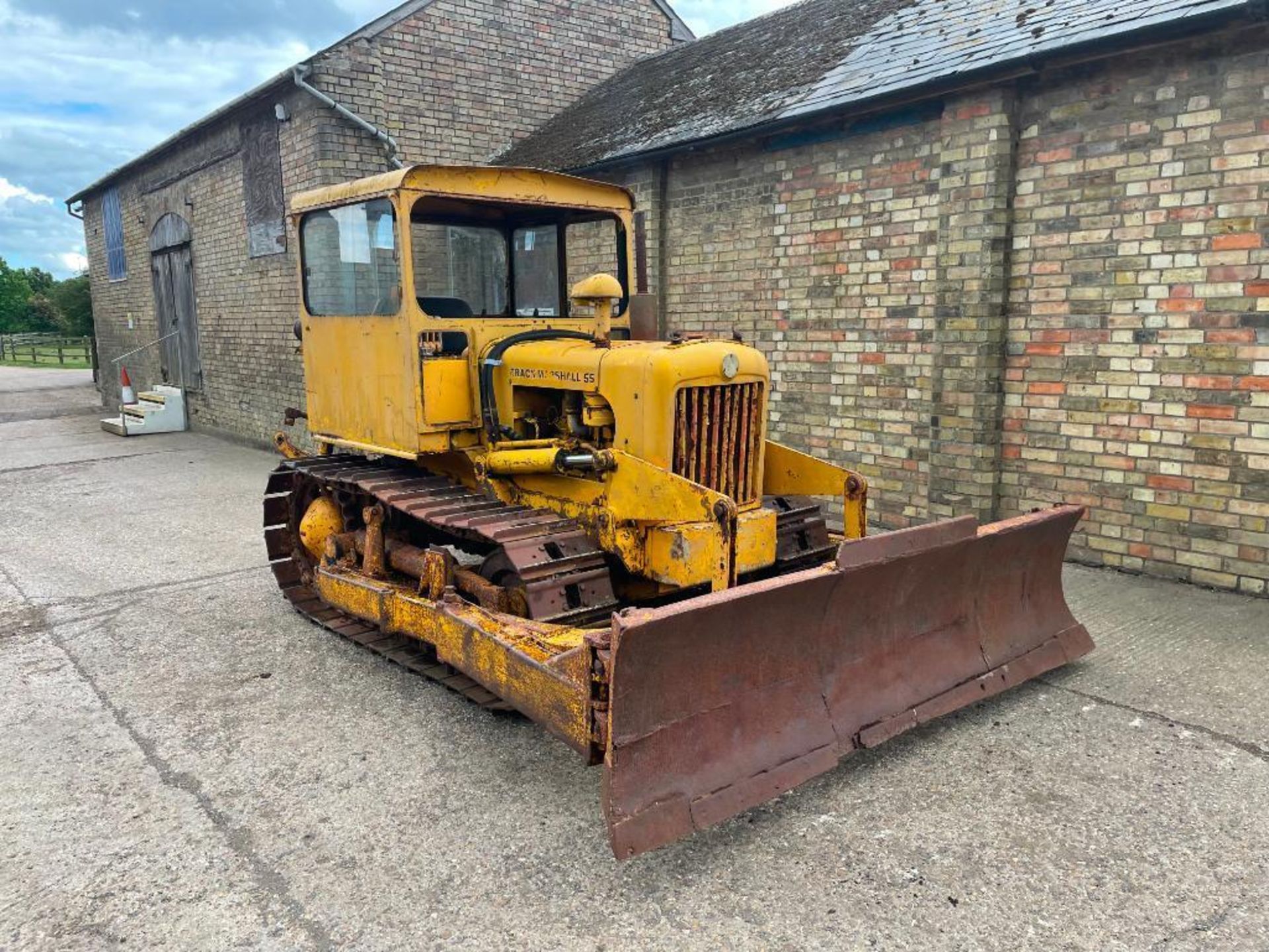 Track Marshall 55 metal tracked diesel crawler with rear linkage, drawbar, cab and front dozer blade - Image 5 of 22