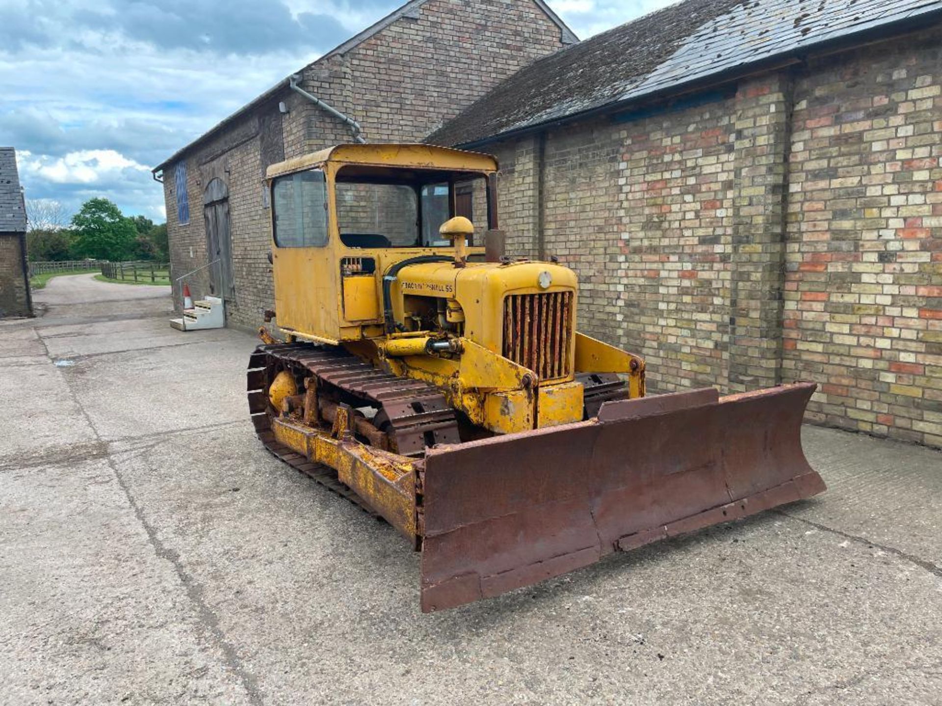 Track Marshall 55 metal tracked diesel crawler with rear linkage, drawbar, cab and front dozer blade - Image 6 of 22