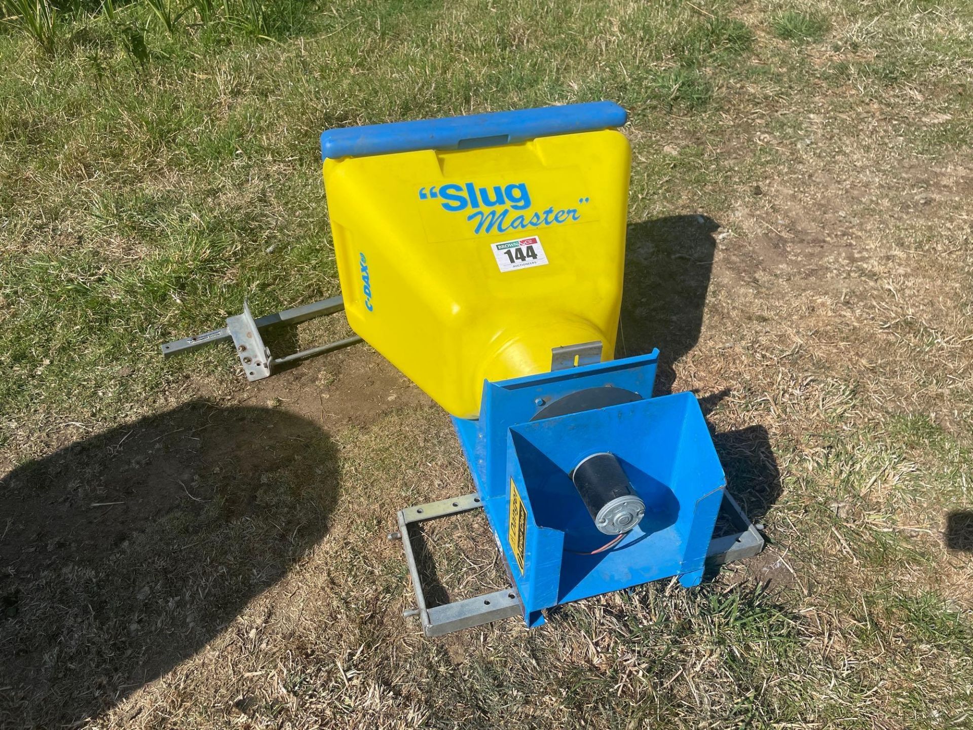 C-Dax 12v slug pelleter with controls NB: Manual and Control Box in the Office