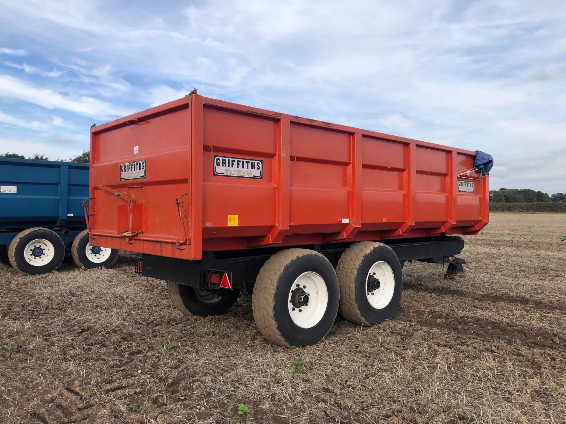 2005 Griffiths GHS120 12t twin axle grain trailer with sprung drawbar, manual tailgate and grain chu - Image 16 of 17