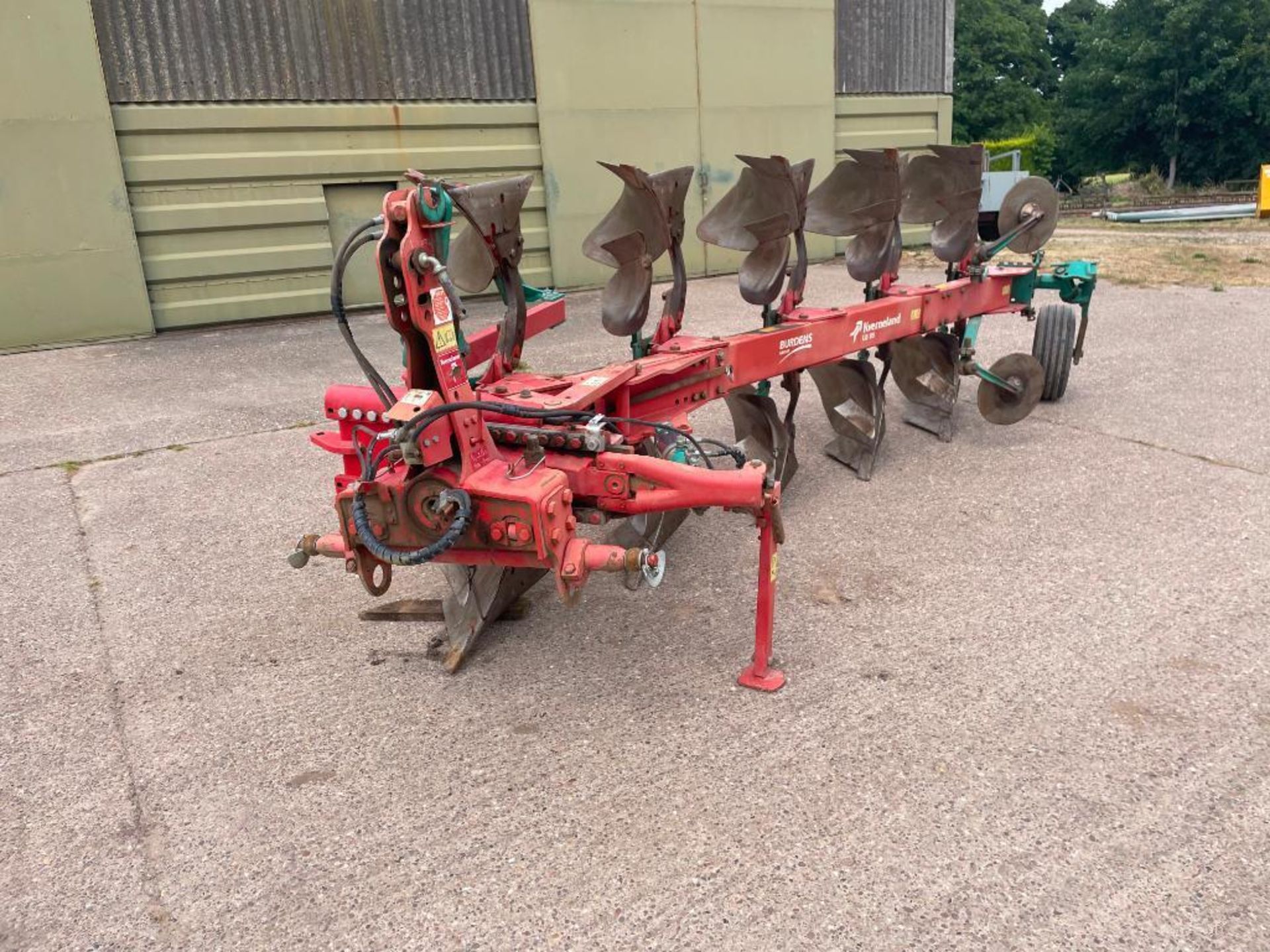 2014 Kverneland LD85 5f (4+1) reversible plough with skimmers, manual vari-width and hydraulic furro - Image 5 of 16