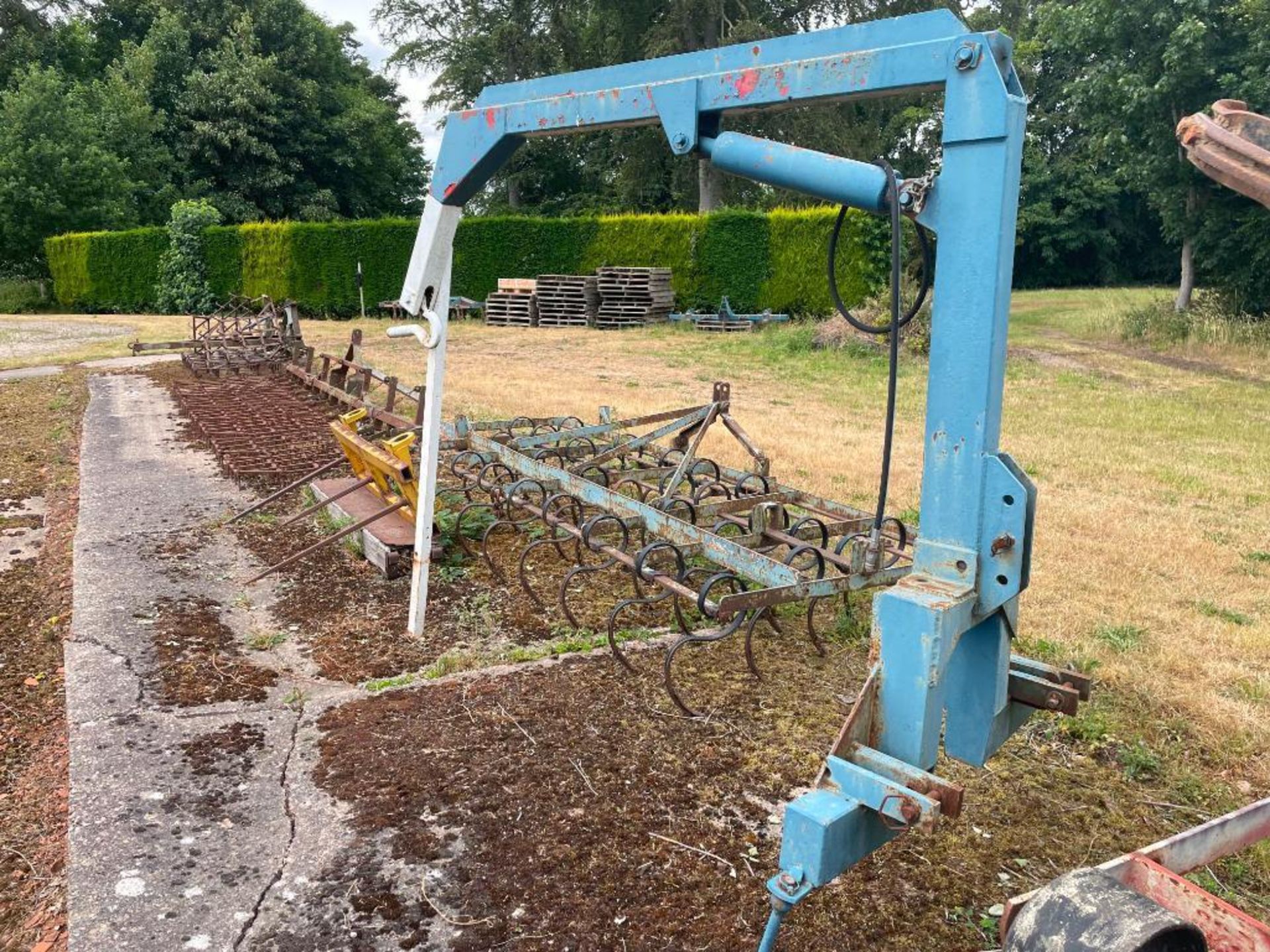 Bag crane hydraulic operated, linkage mounted - Image 3 of 3