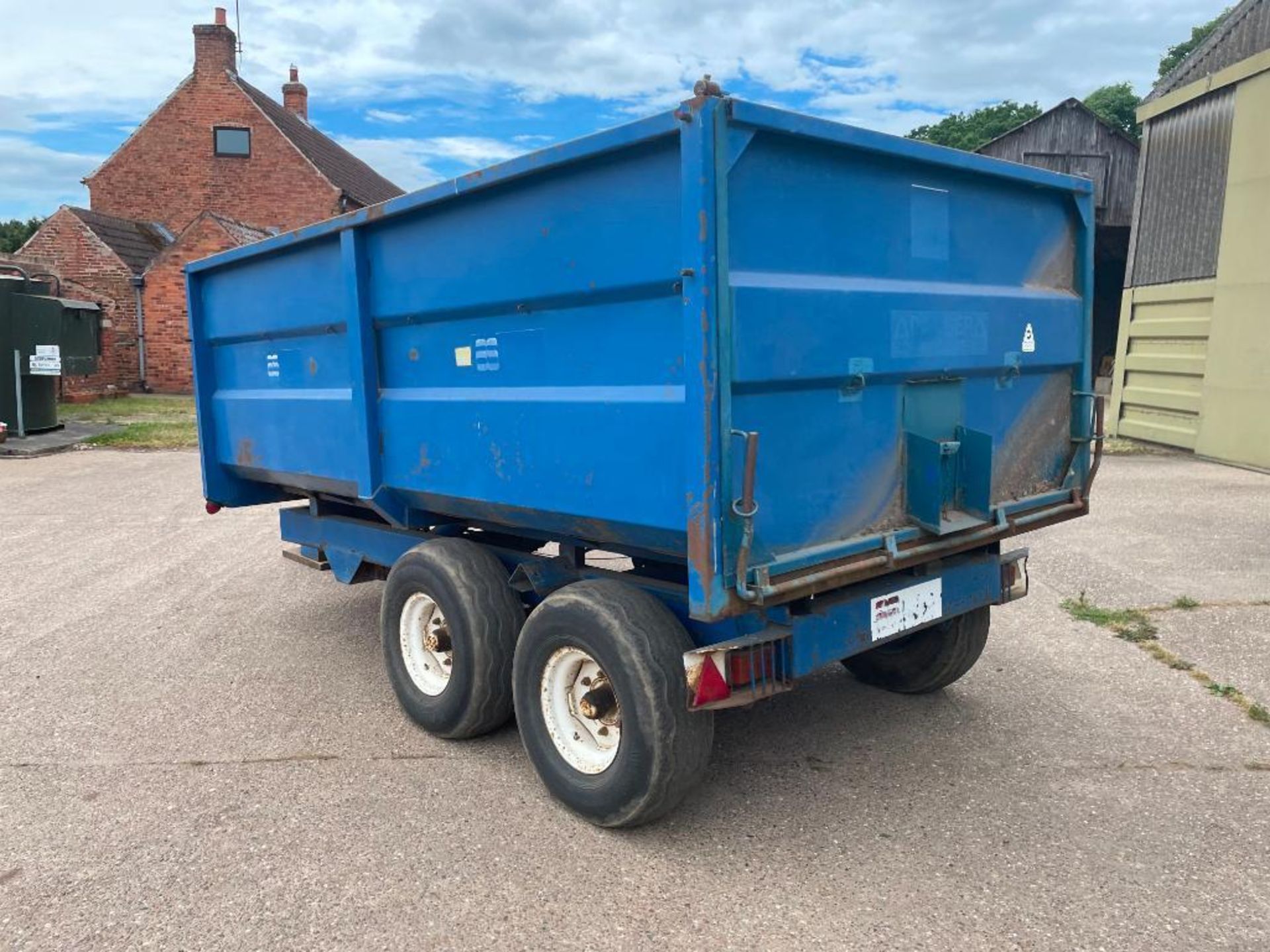 1986 AS Marston FF8L 8t twin axle grain trailer with manual tailgate and grain chute on 11.5/80-15.3 - Image 4 of 12