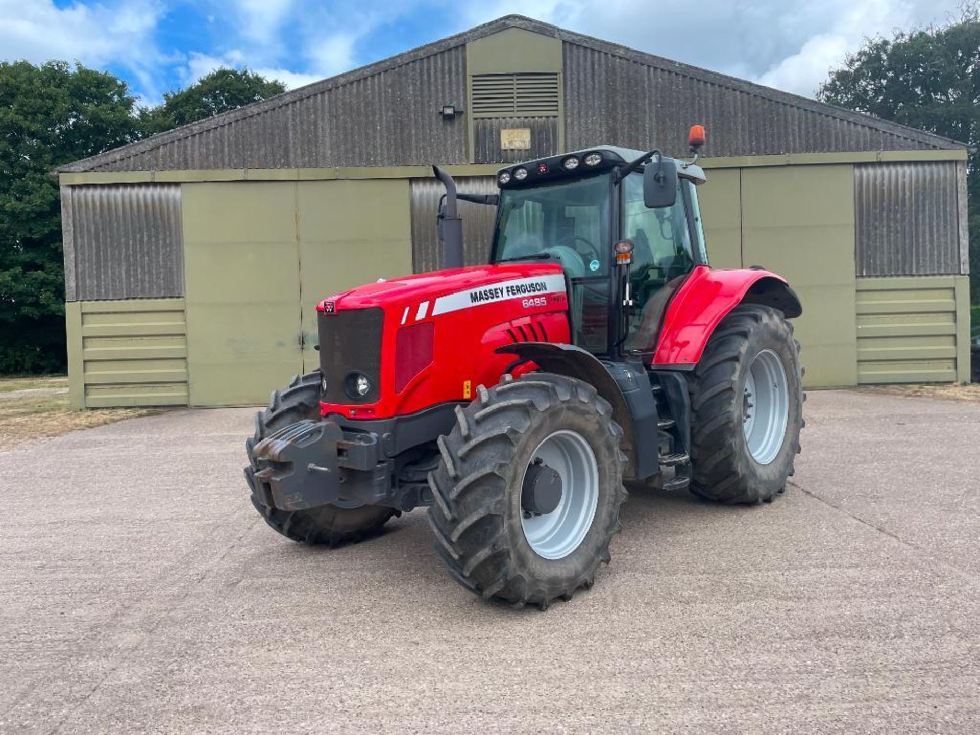 2011 Massey Ferguson 6485 Dyna-6 50kph 4wd tractor with 4 manual spools cab and front suspension and - Image 3 of 26
