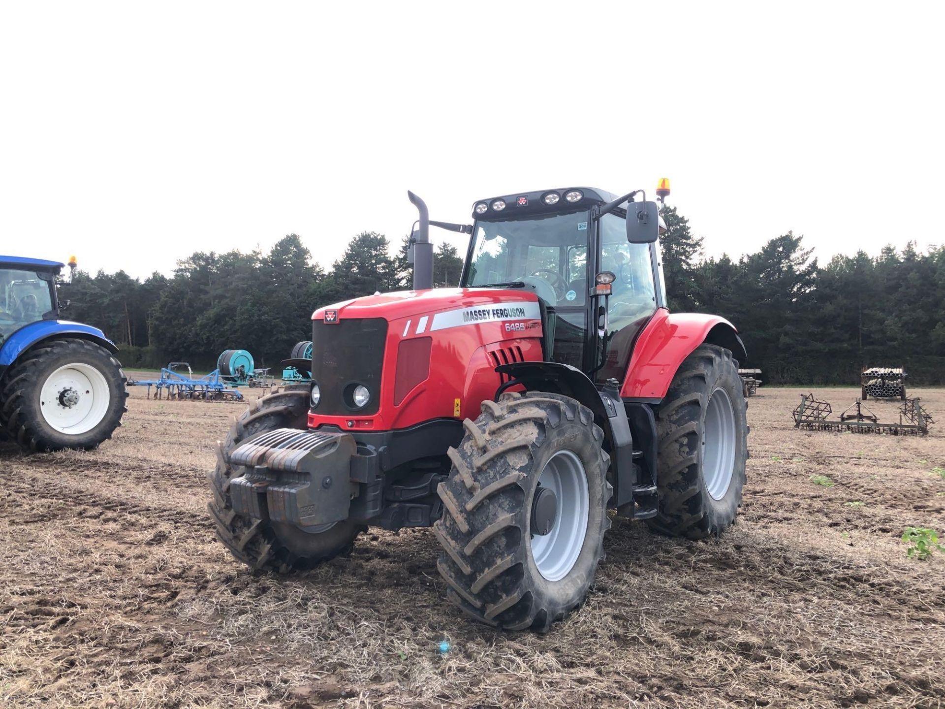 2011 Massey Ferguson 6485 Dyna-6 50kph 4wd tractor with 4 manual spools cab and front suspension and