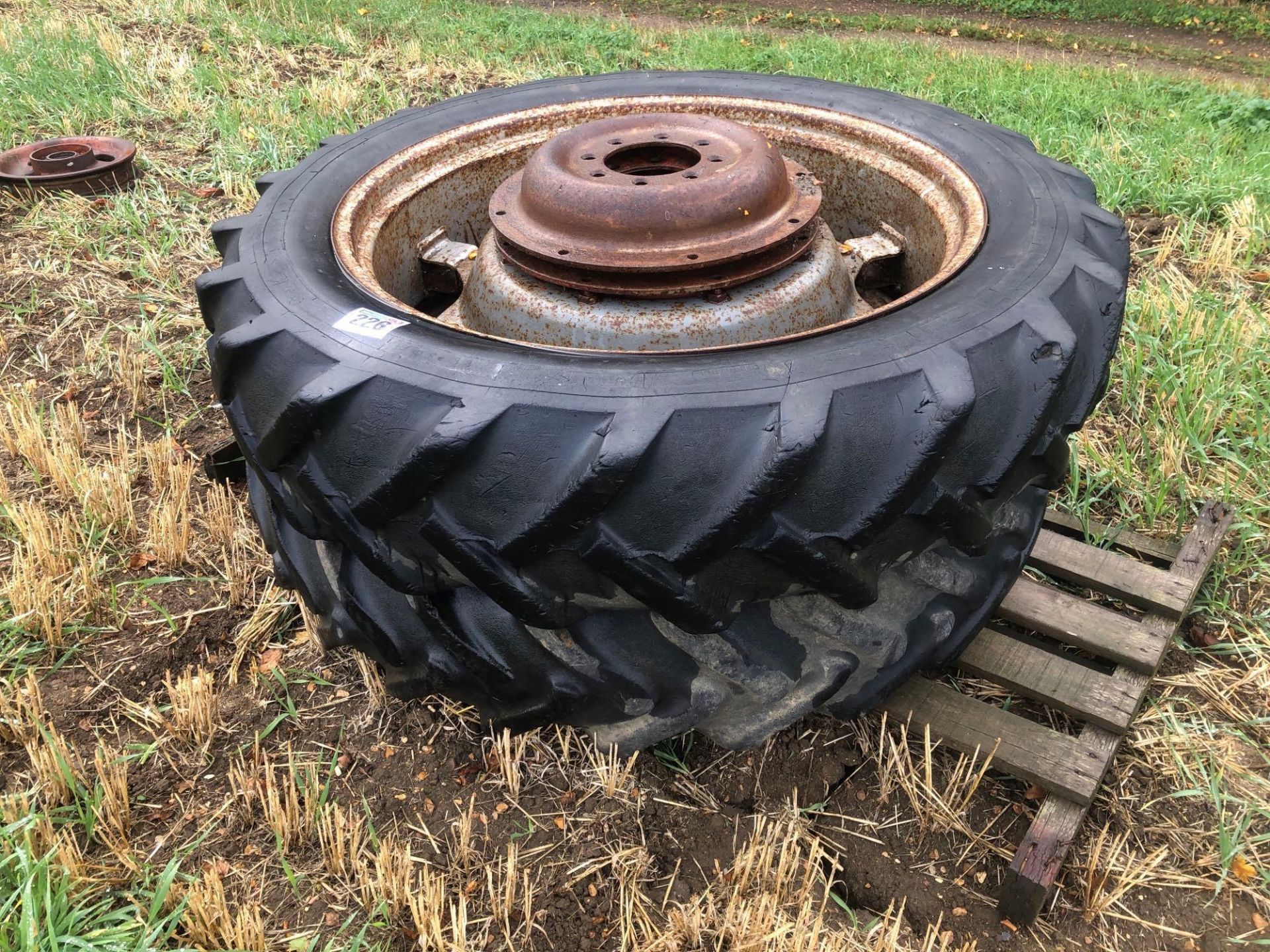 Pair 11R38  wheels and tyres with additional centres - Image 2 of 2