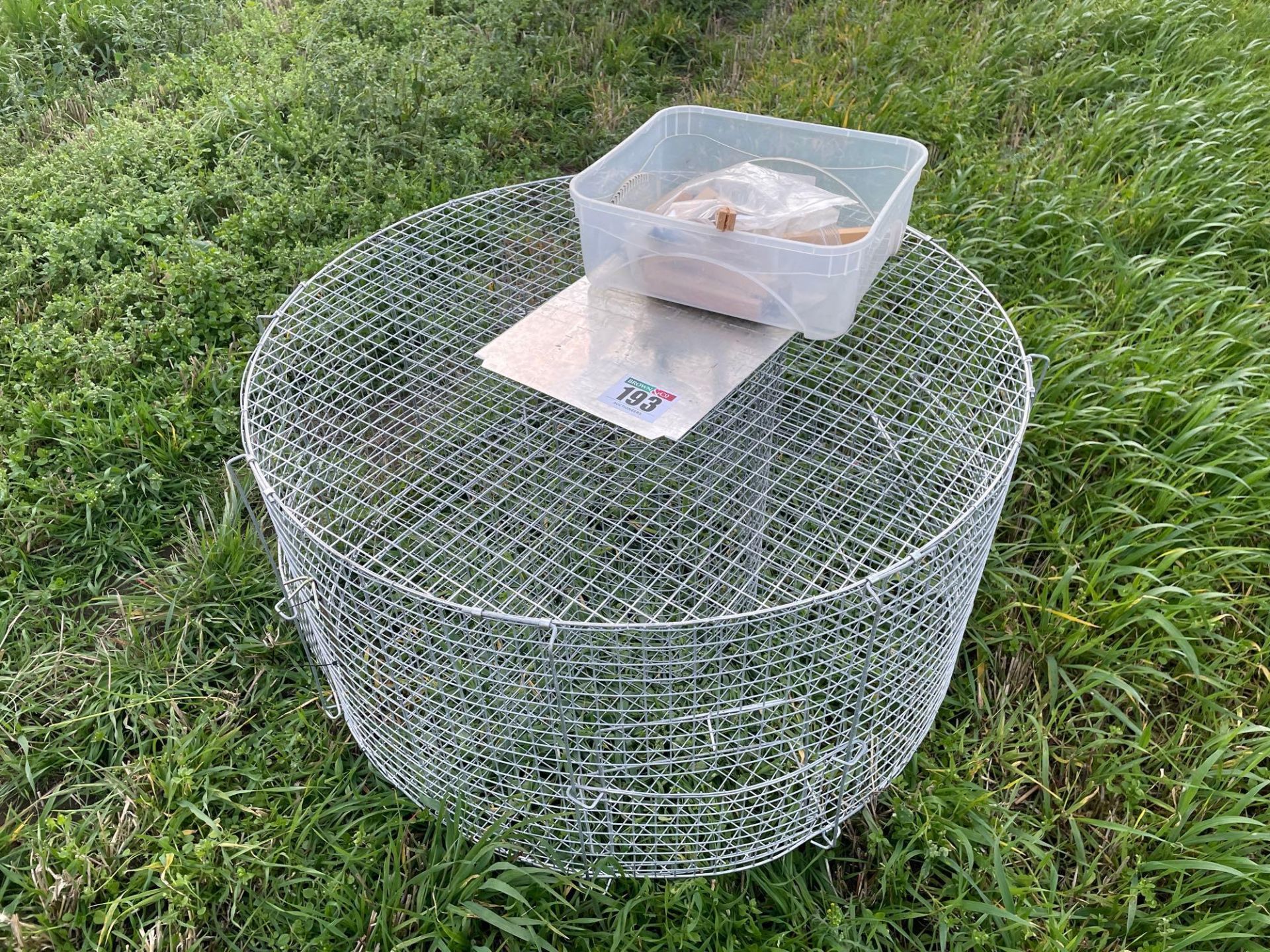 Larsen trap