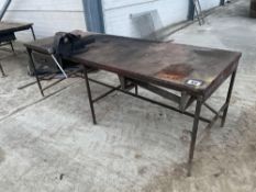 3'2" 8'8" work bench with 6" vice