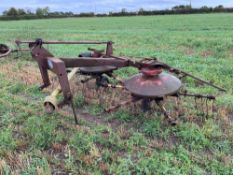 Taarup Haybob, twin rotor, linkage mounted