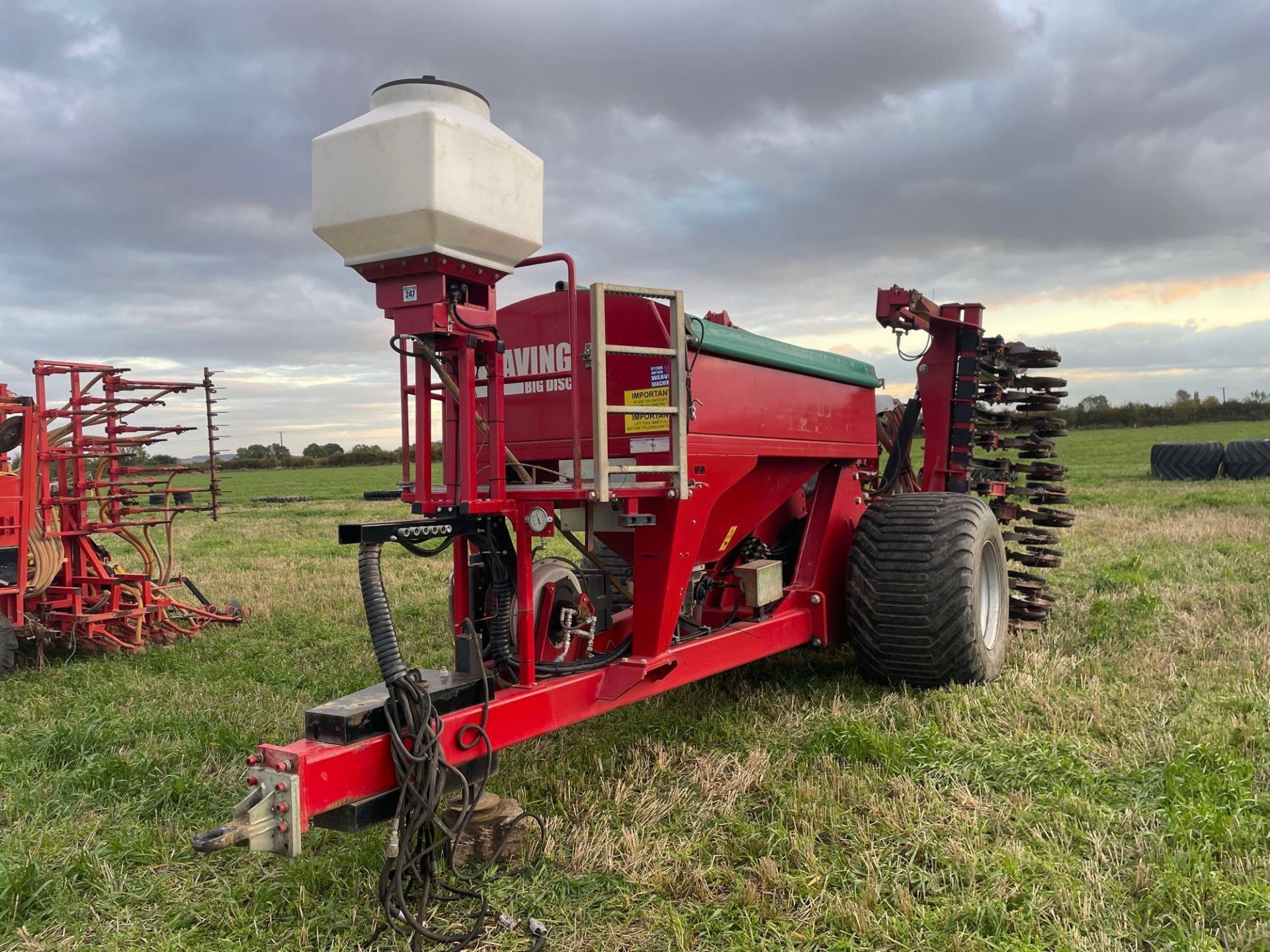 2012 Weaving Big Disc 4.8m Caddy drill with 2.5t hopper, hydraulic folding with bout markers. Serial