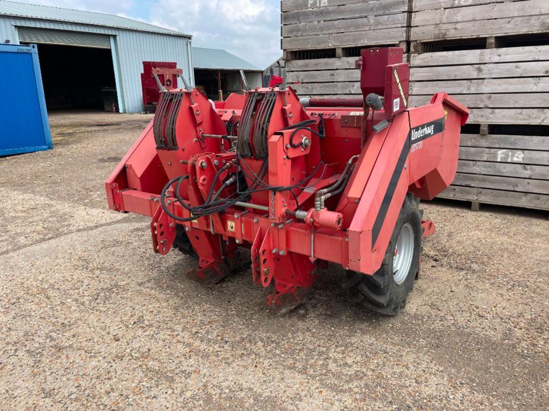 2009 Underhaug UP3720 twin row belt planter with Team Sprayers applicator. Serial No: 37200058. Manu - Image 2 of 12