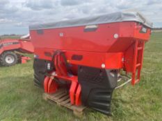 2017 Kuhn Axis 30.2D 24m twin disc fertiliser spreader with hydraulic shut off and border control. S