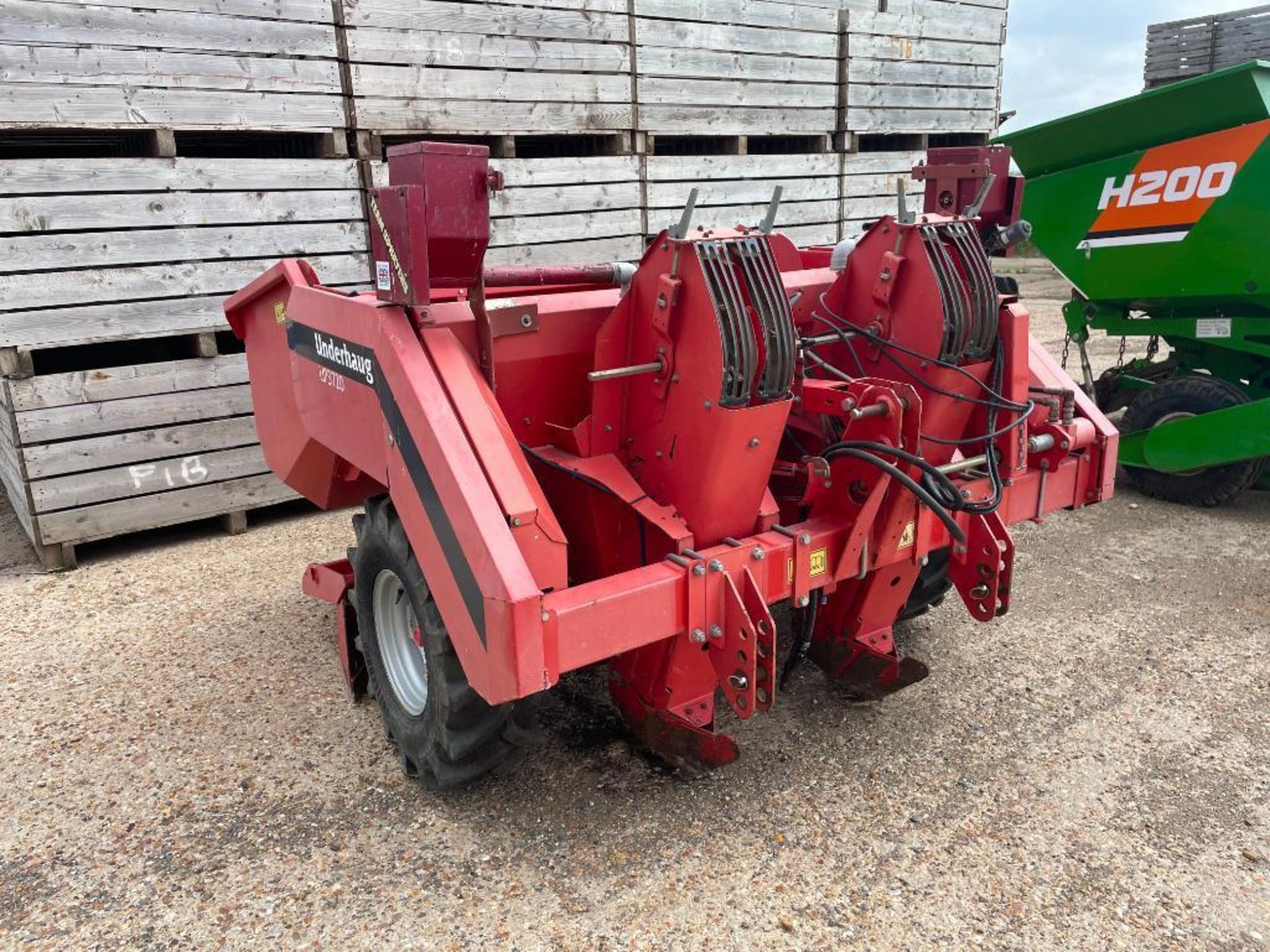 2009 Underhaug UP3720 twin row belt planter with Team Sprayers applicator. Serial No: 37200058. Manu - Image 6 of 12