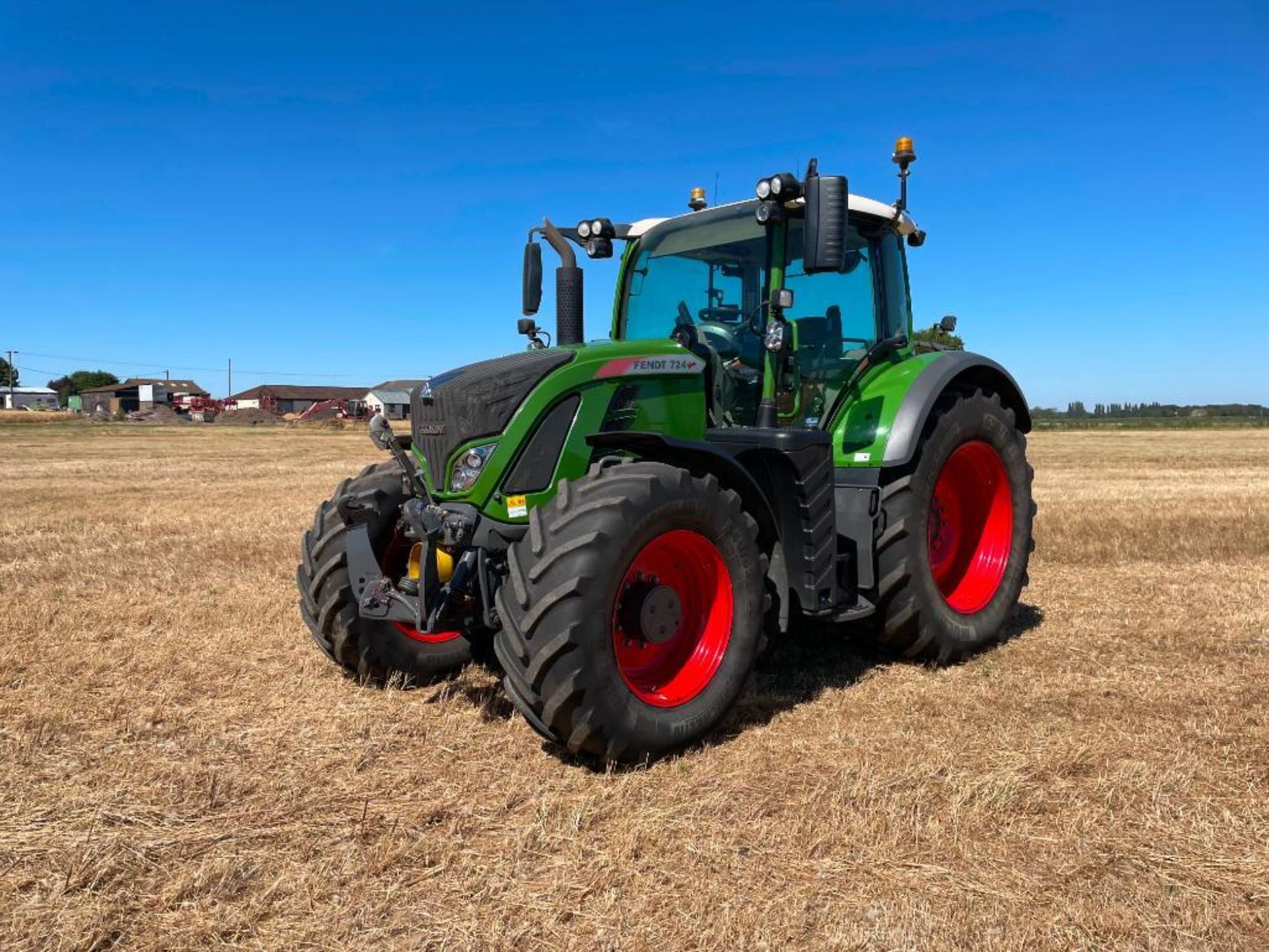 2017 Fendt 724 Profi Plus 4wd 50kph tractor with front linkage and PTO, 4 electric spools, air brake - Image 2 of 20