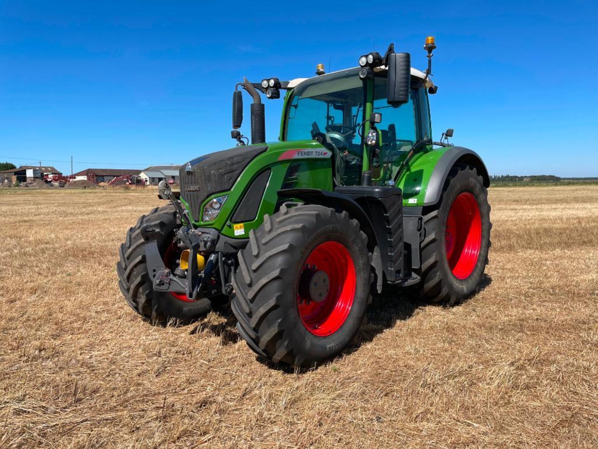 2017 Fendt 724 Profi Plus 4wd 50kph tractor with front linkage and PTO, 4 electric spools, air brake - Image 15 of 20