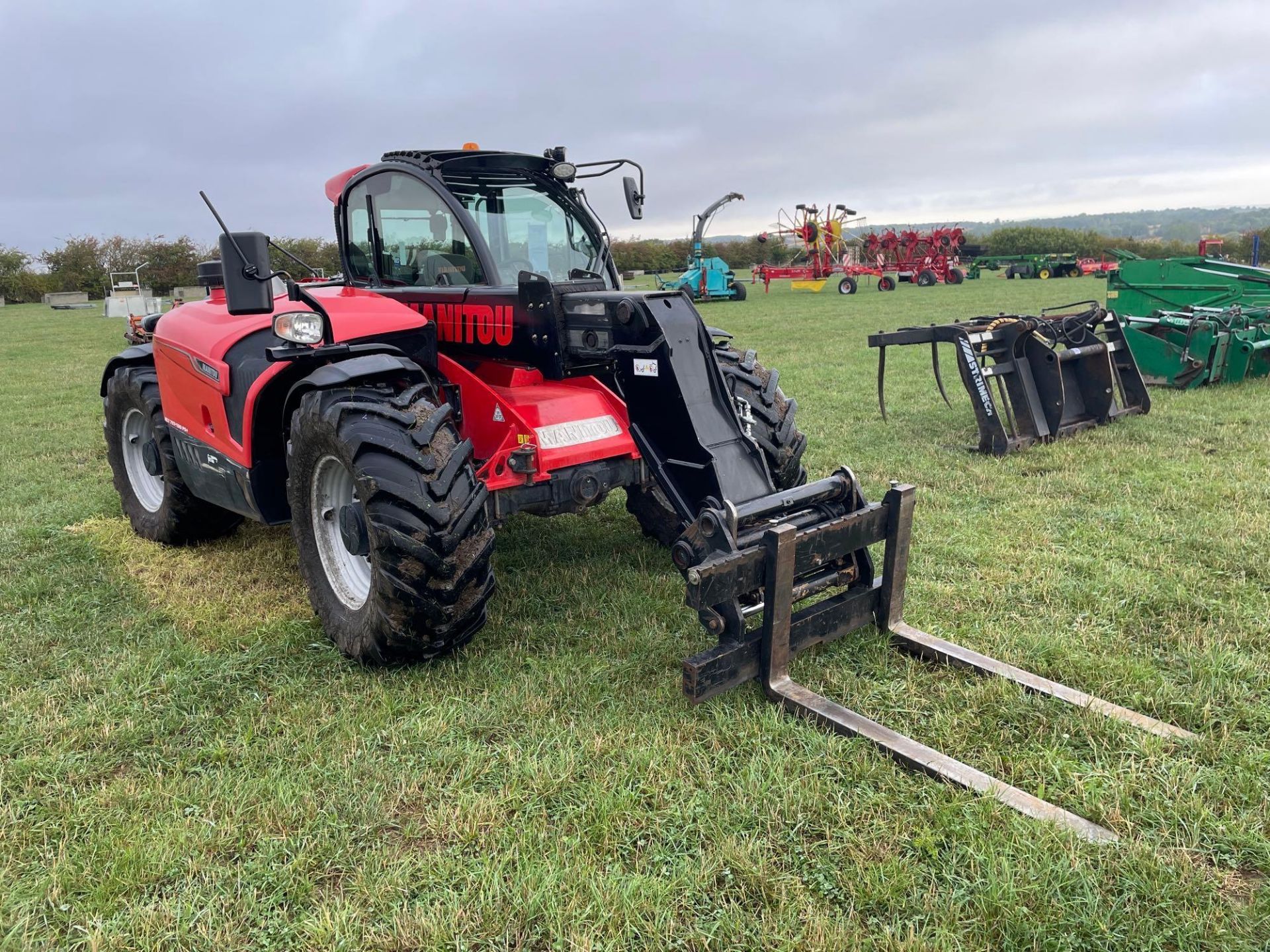 2017 Manitou MLT Elite 737-130 PS+ materials handler with pallet tines, rear pick hitch on Michelin - Image 13 of 16