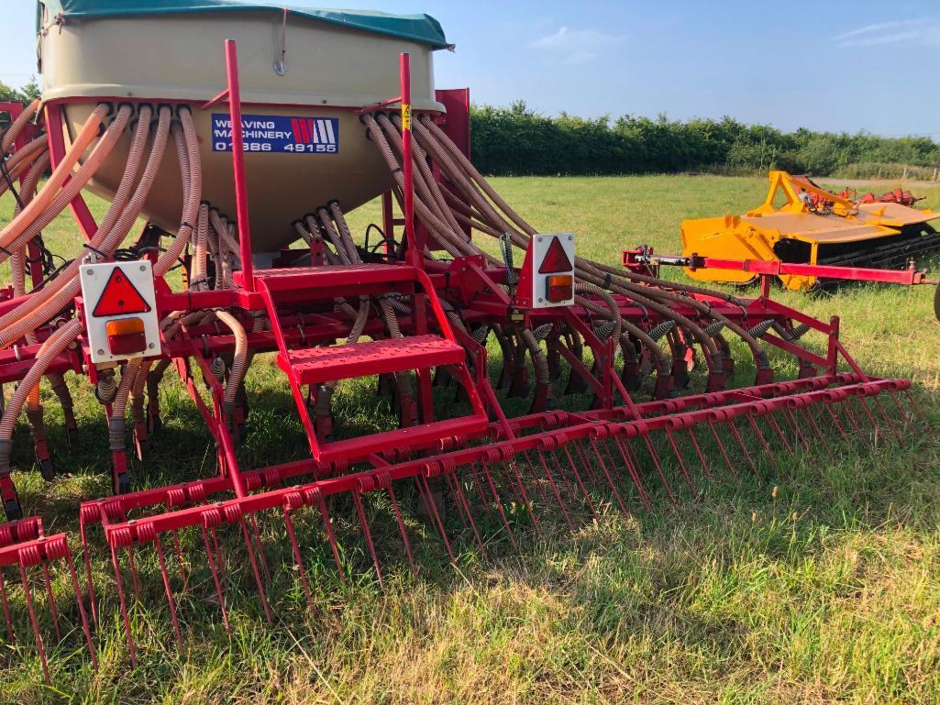 2006 Weaving 6m tine drill complete with bout markers c/w MFDC 100 control box. Approximate 4000 acr - Image 16 of 20