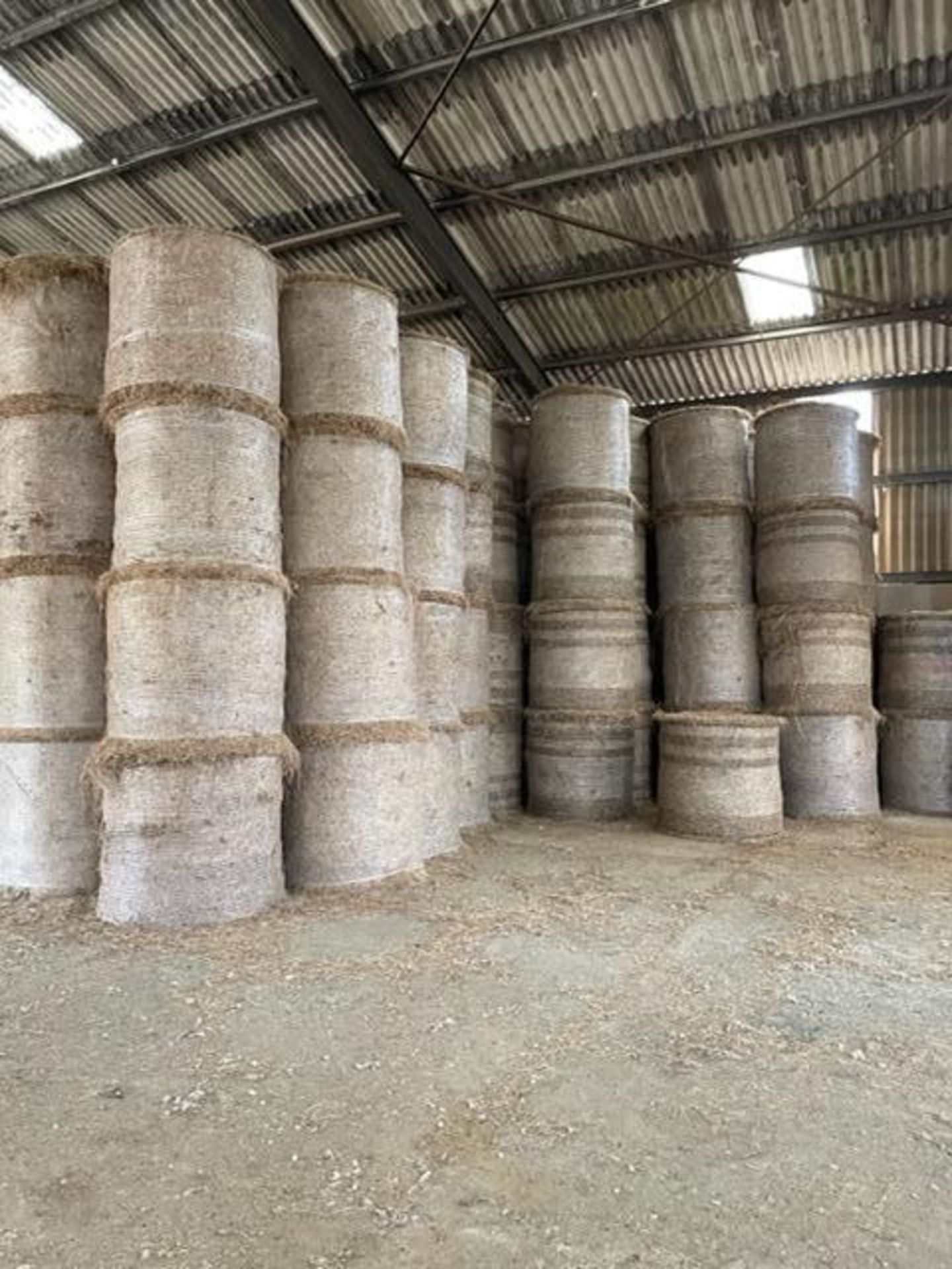 20 x 2021 Round Baled Hay From Organic AB8 - Image 2 of 2