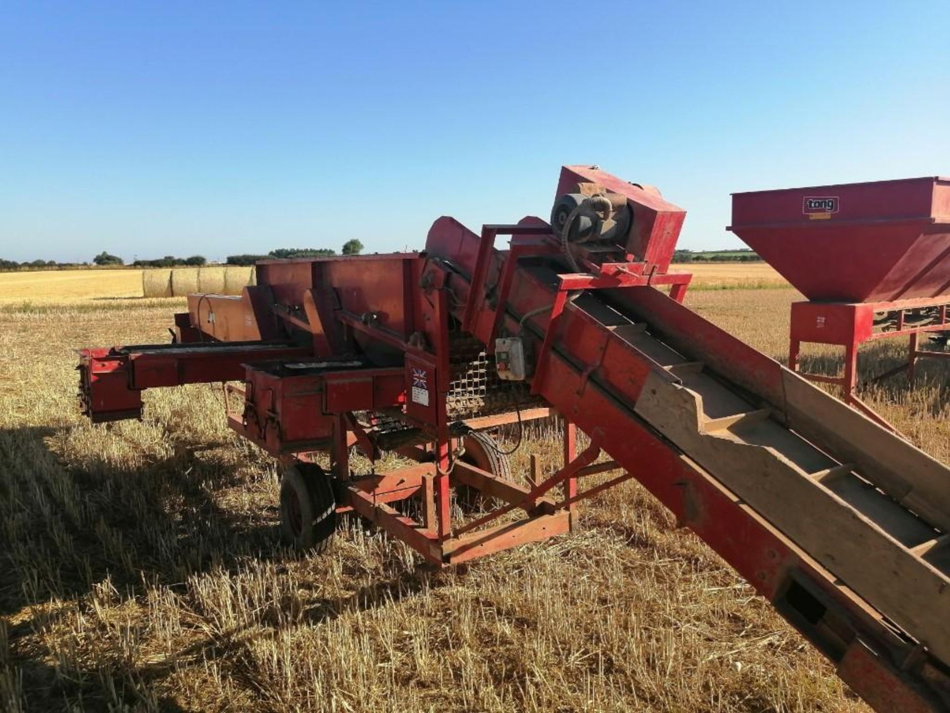 Tong Twin Screen Potato Grader - Image 3 of 6