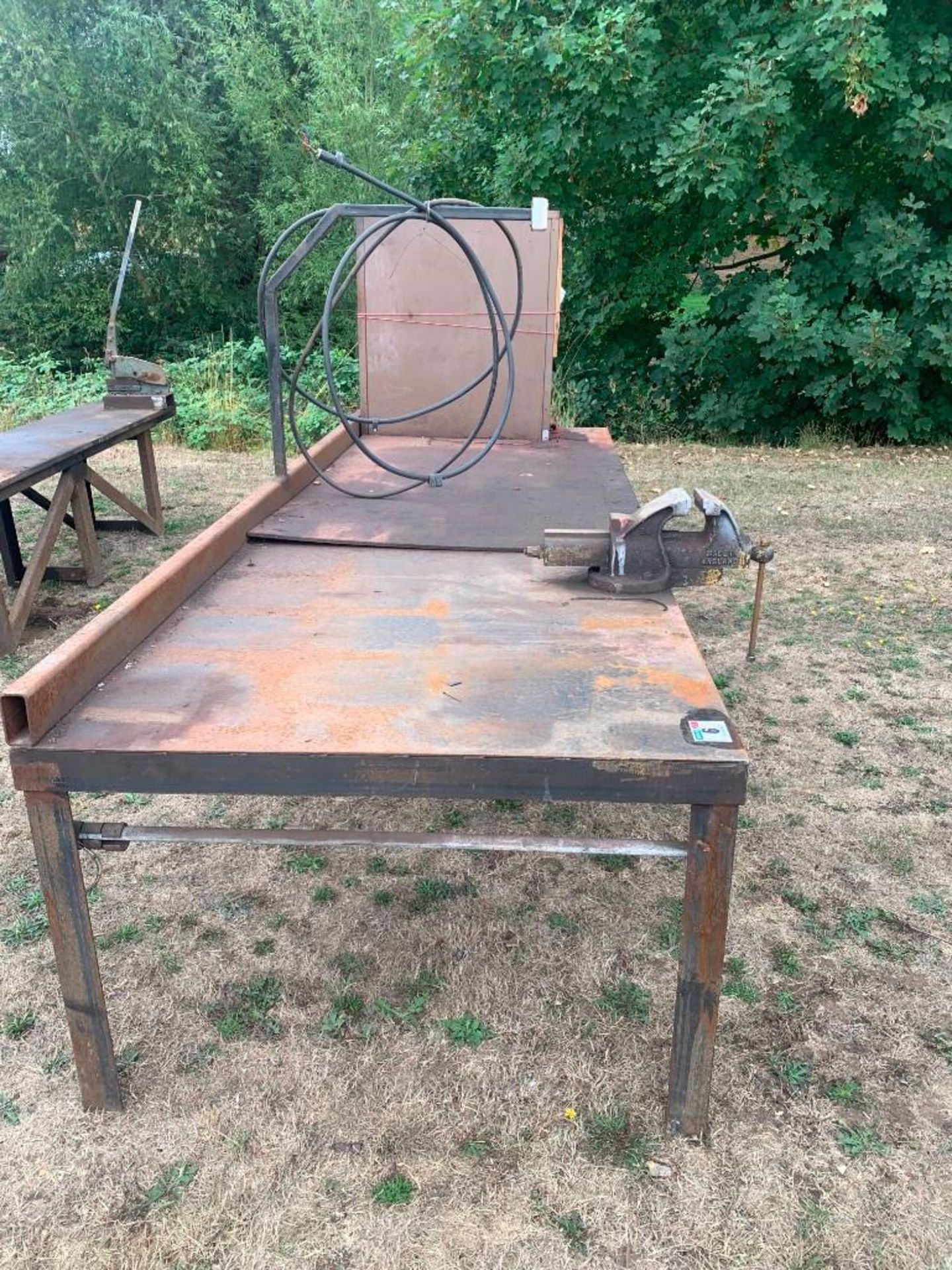 Large Metal Workbench c/w Vice and Cabinet