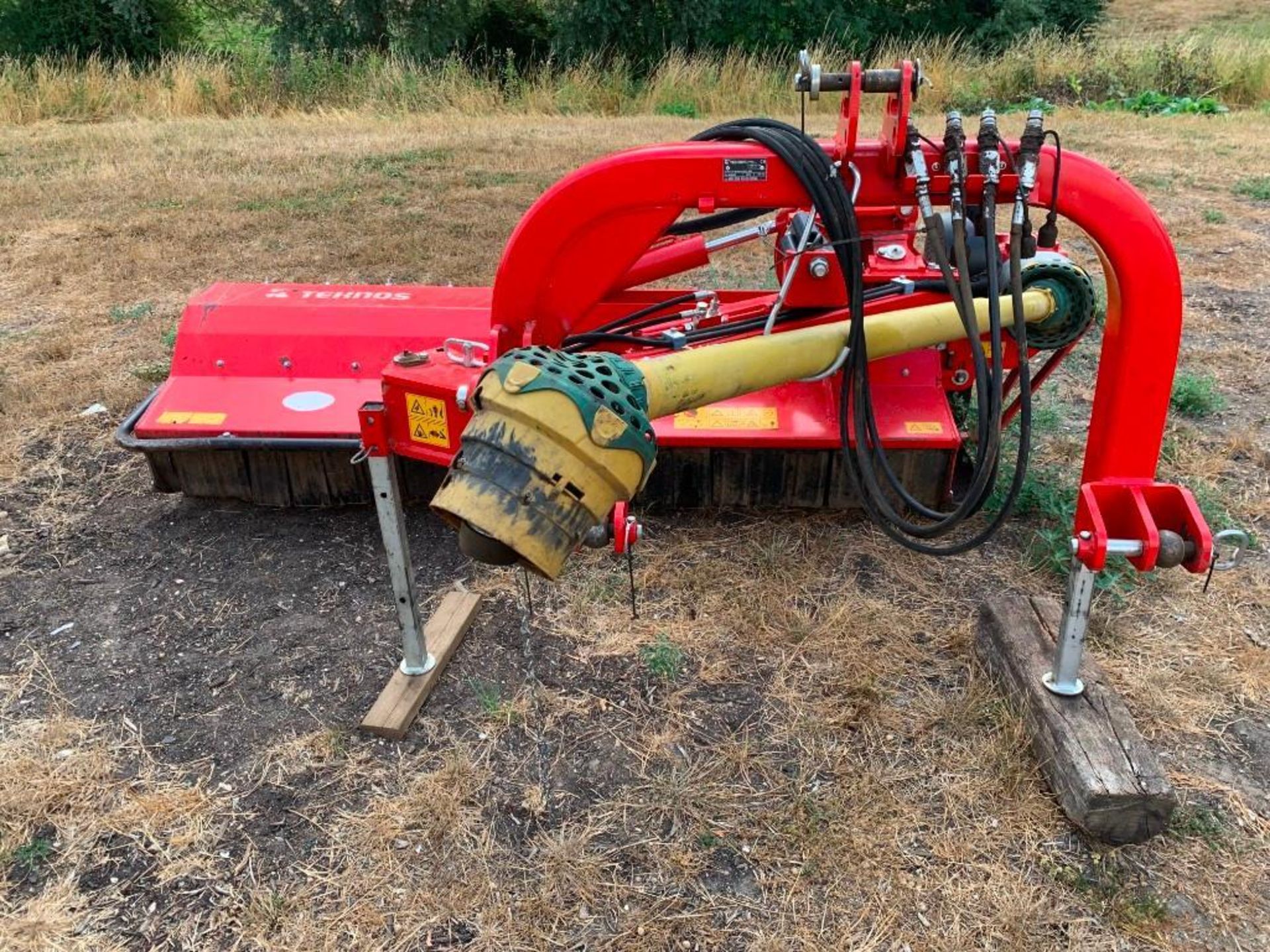 2018 Technos 220LW 2.2m Hydraulic Right-hand Offset Flail Mower - Image 2 of 7