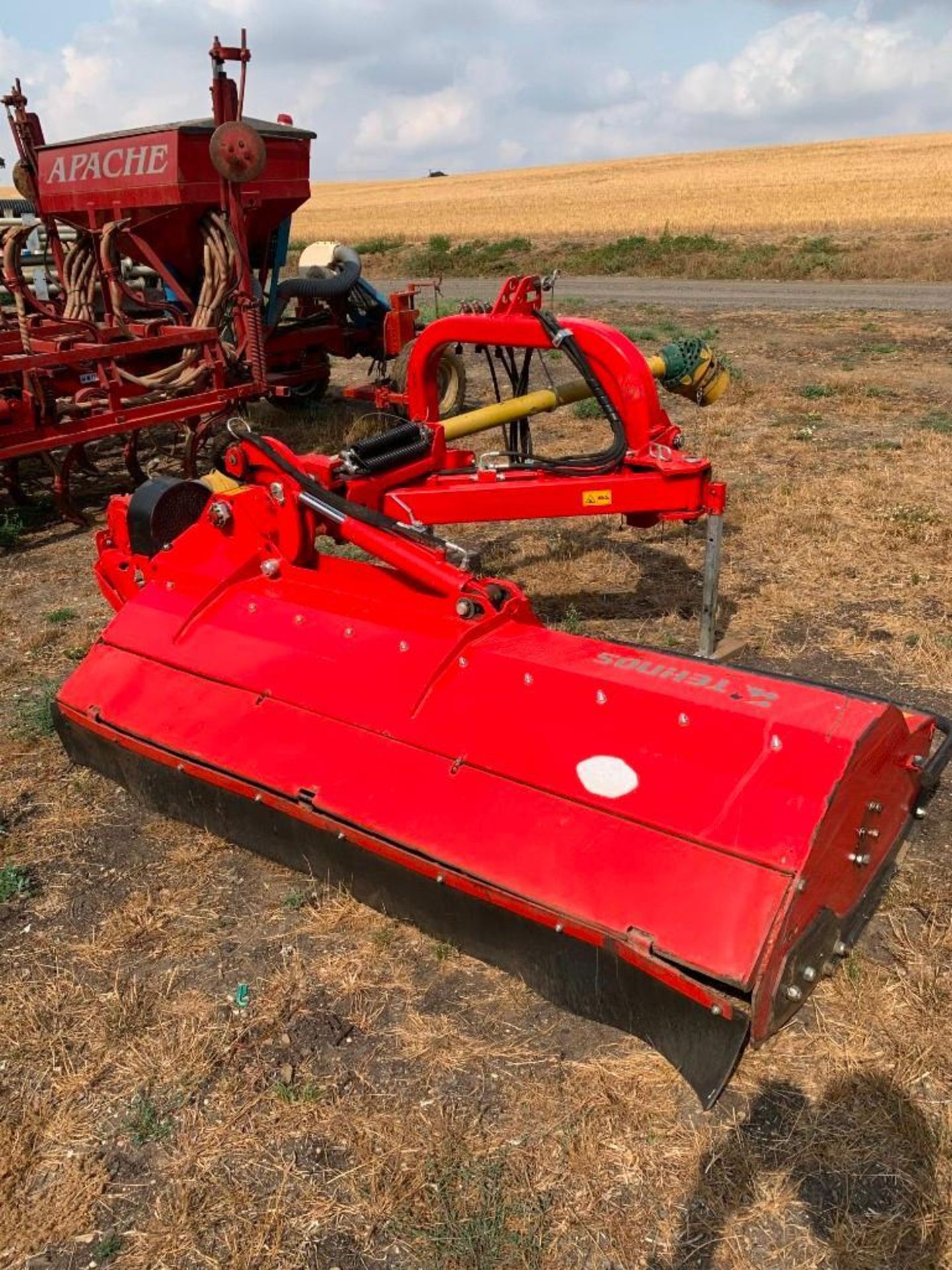 2018 Technos 220LW 2.2m Hydraulic Right-hand Offset Flail Mower - Image 5 of 7