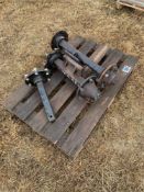 2 No. Twin Quivogne Tinemaster Stub Axles