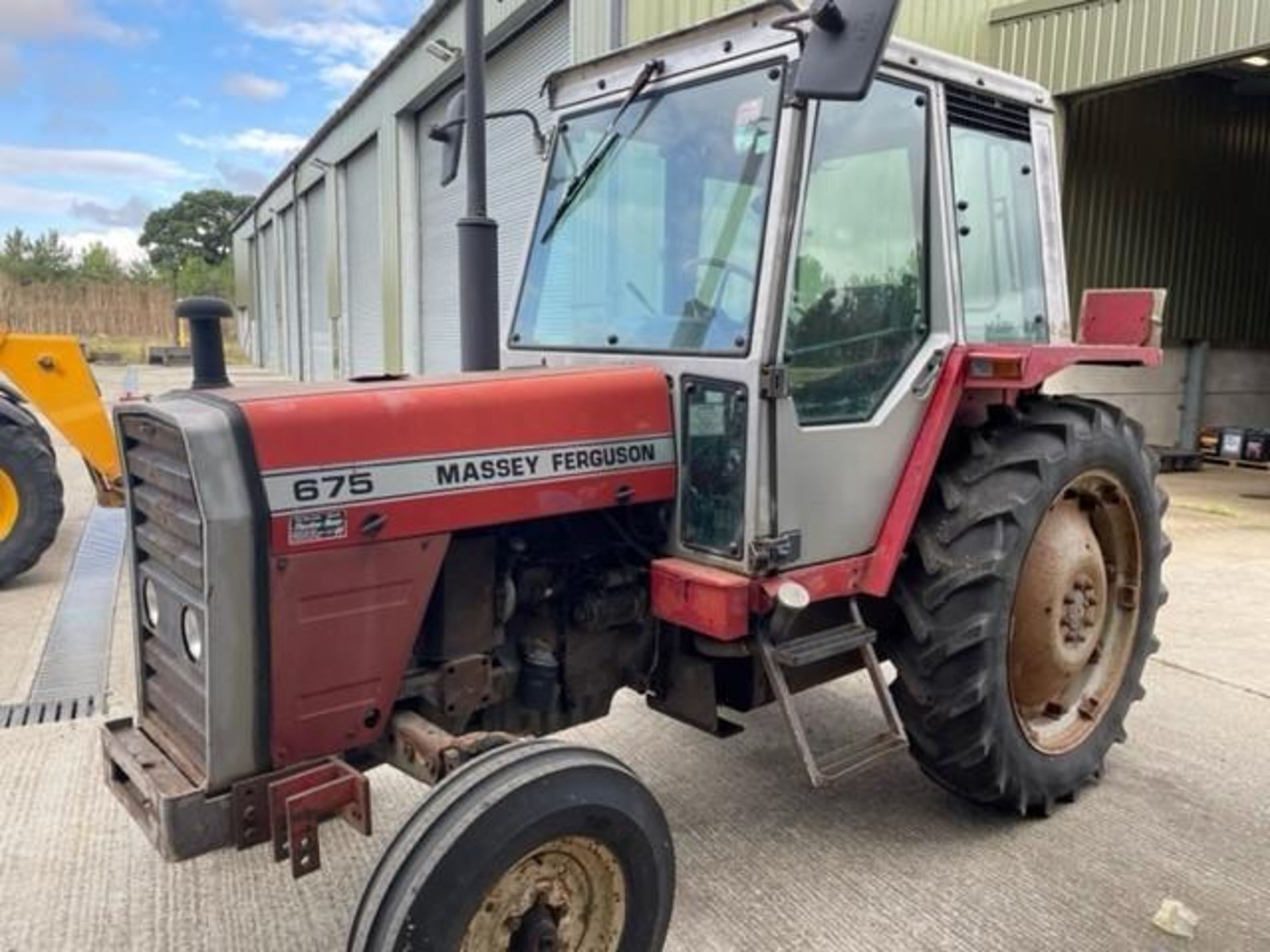 1985 Massey Ferguson 675 - Image 2 of 16