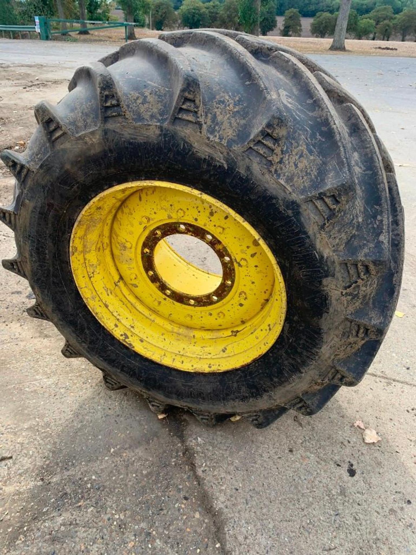Trelleborg Tyres and Rims, Rear Tyres: 850/55 R42, Front Tyres: 750/50 R30.5 - Image 2 of 6