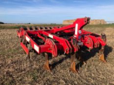 Sumo Trio 2.5m 4 leg cultivator with discs and tooth packer, linkage mounted. Serial No: 1604.  NB:
