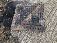 Manhole cover