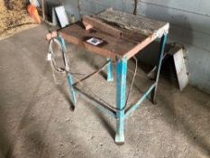 Table saw bench, single phase