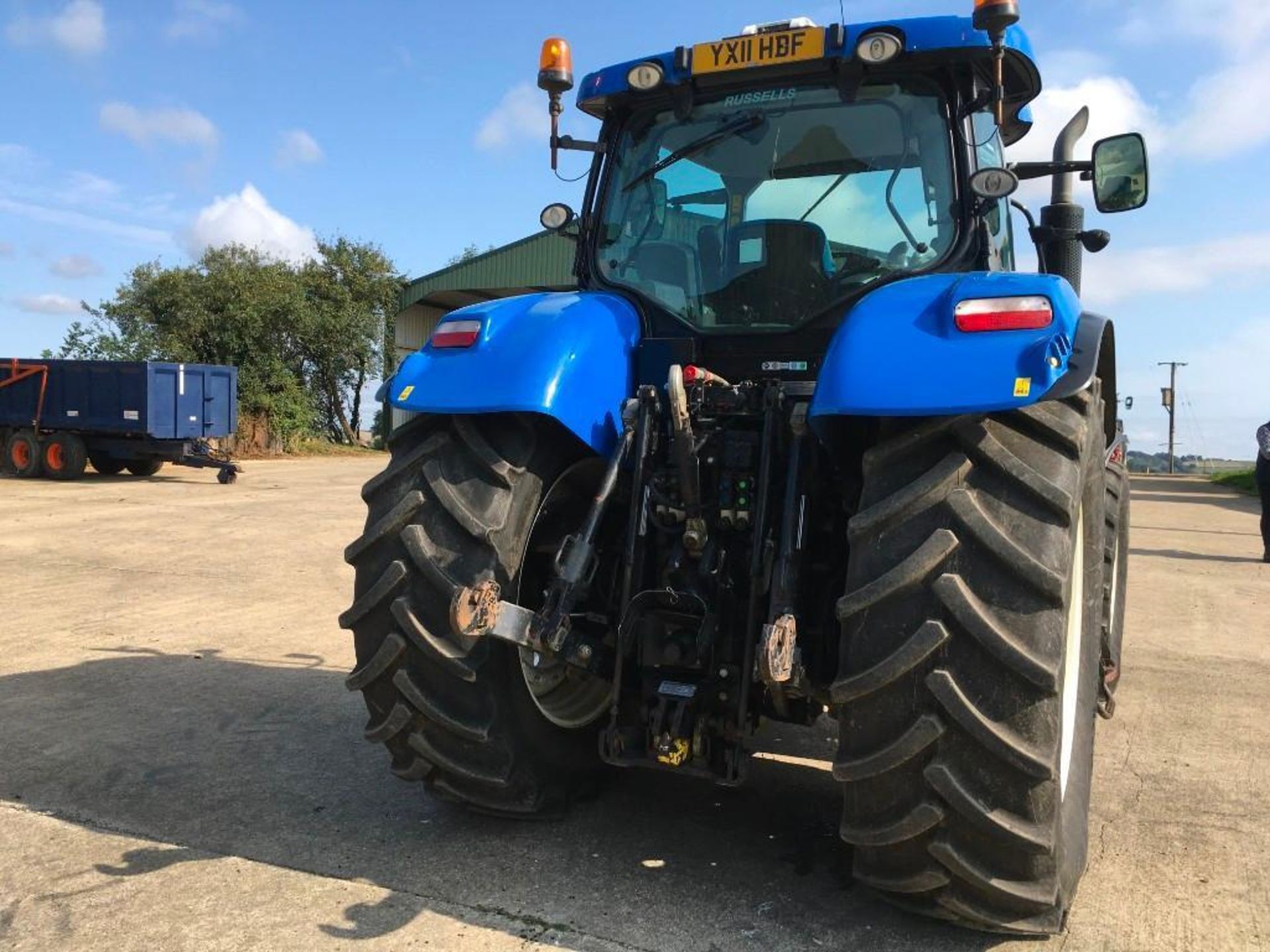 2011 New Holland T7050 Auto Command 4wd tractor with air brakes, front linkage, air seat, - Image 5 of 15