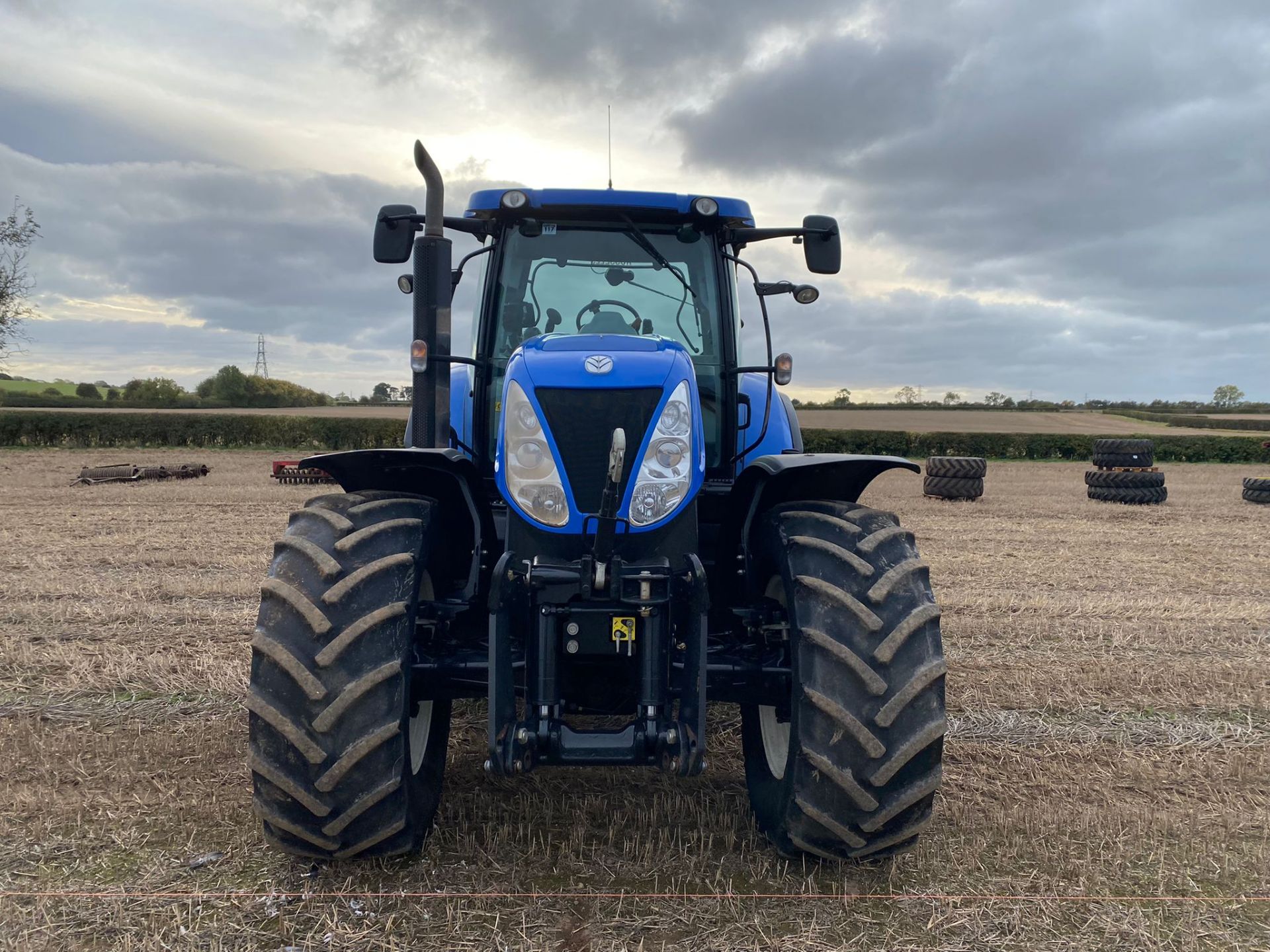 2011 New Holland T7050 Auto Command 4wd tractor with air brakes, front linkage, air seat,